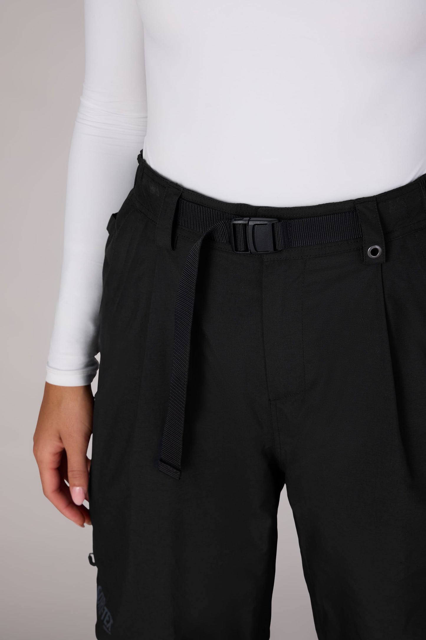686 Women's GORE-TEX Outline™ Shell Pant | Best Value