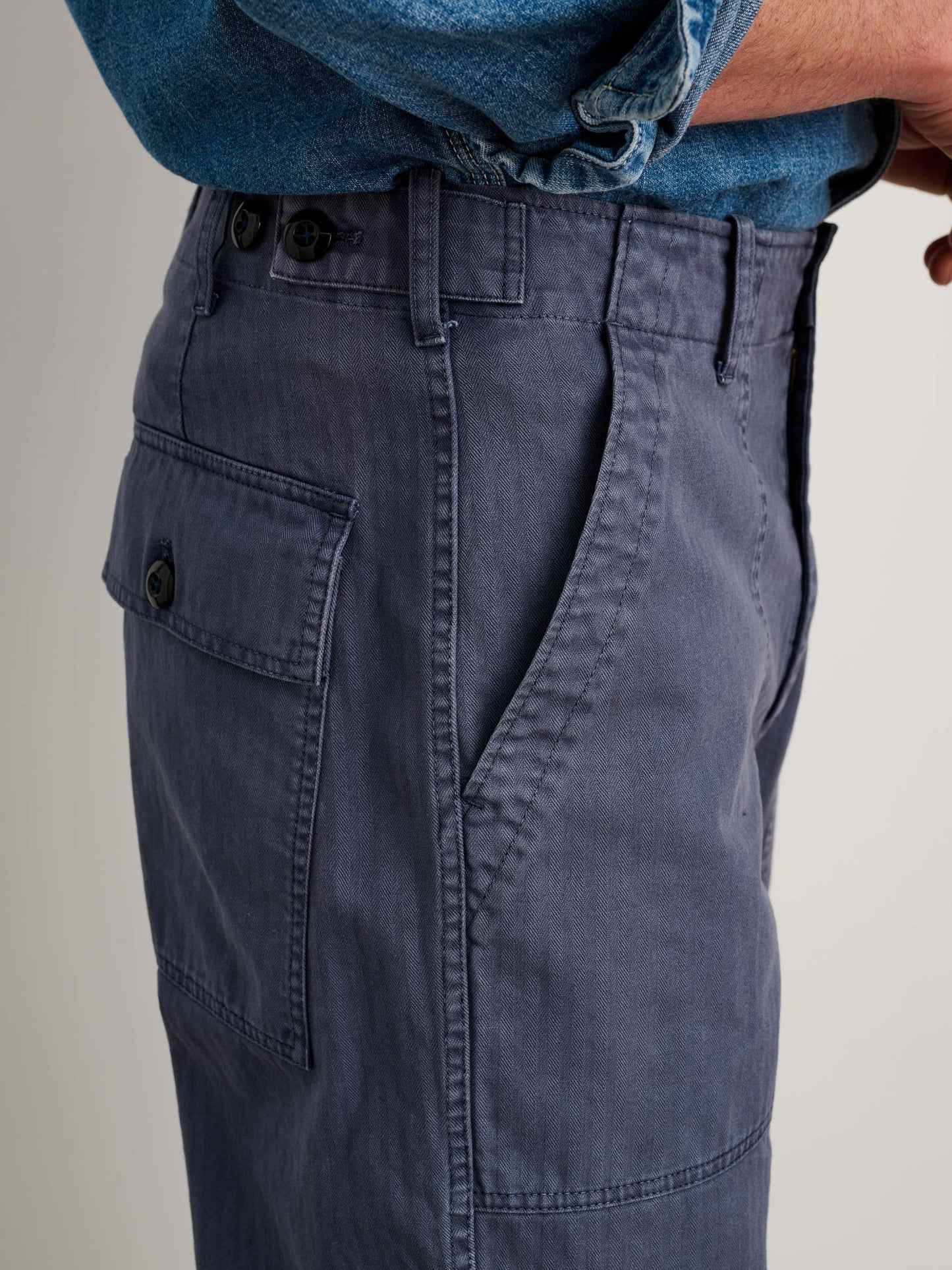 Alex Mill Field Pant in Herringbone Storm Blue