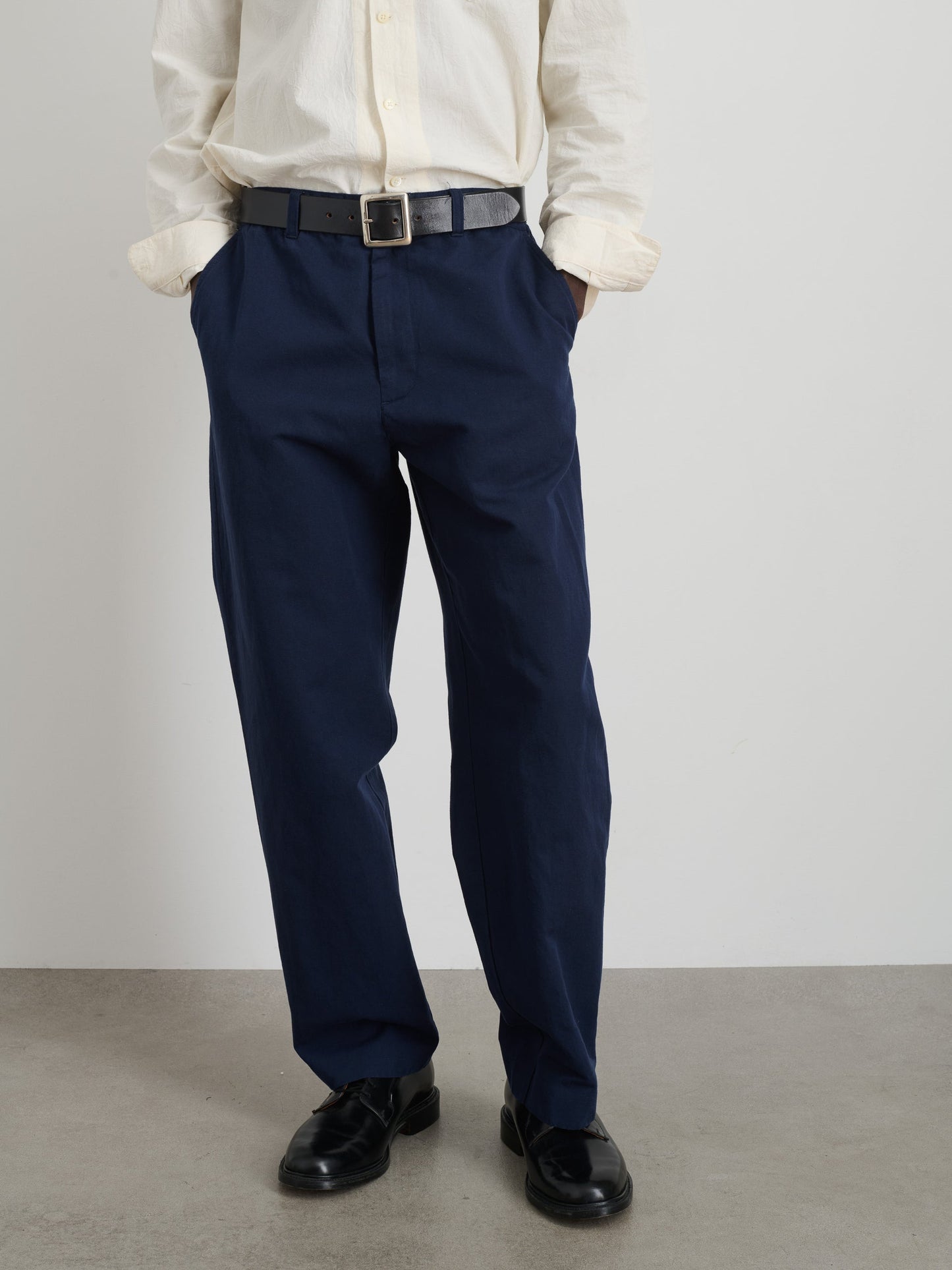 Alex Mill Cooper Trouser in Cotton Linen Navy