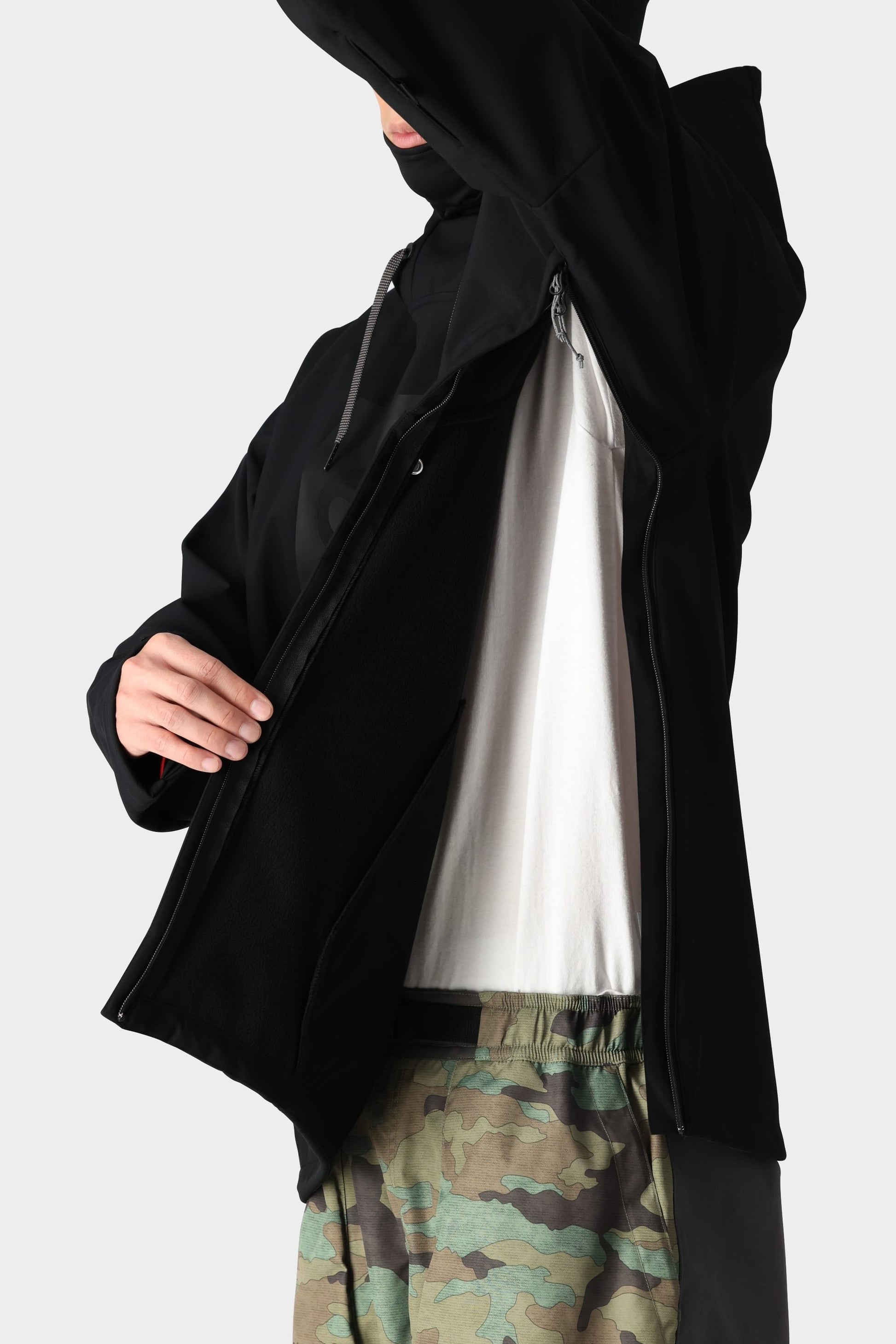686 Men's Waterproof Hoody | Sale