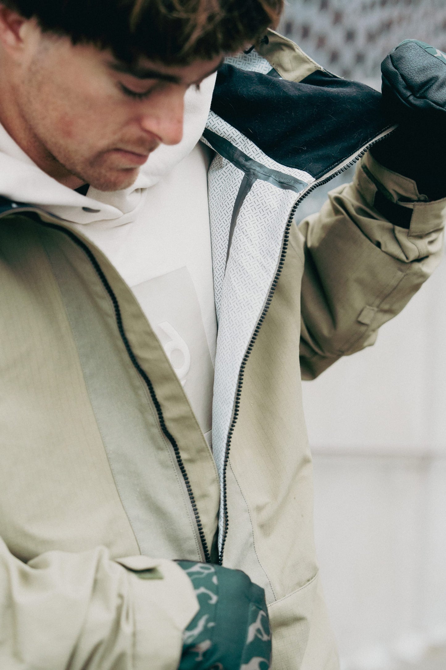686 Men's Ghost™ 2.5L Anorak | Hot Deal