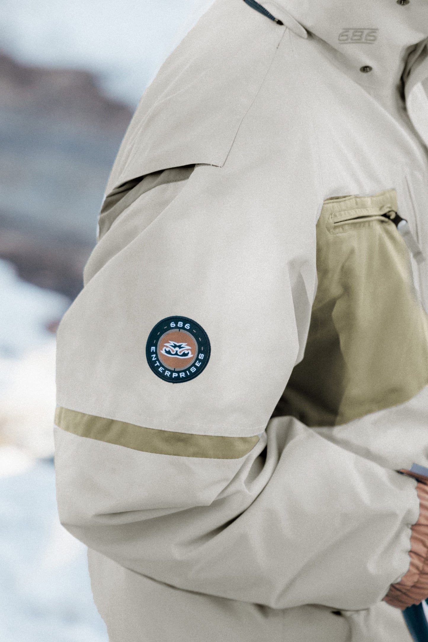 686 Men's 2001 Transfer Jacket | Value Deal