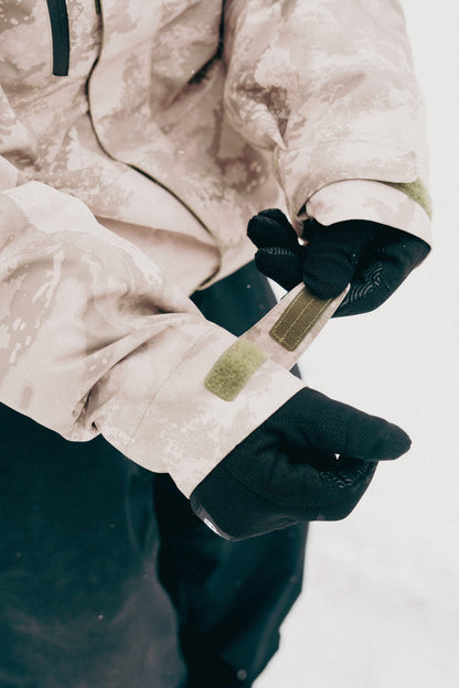 686 Men's GORE-TEX Core Shell Jacket | Budget Friendly