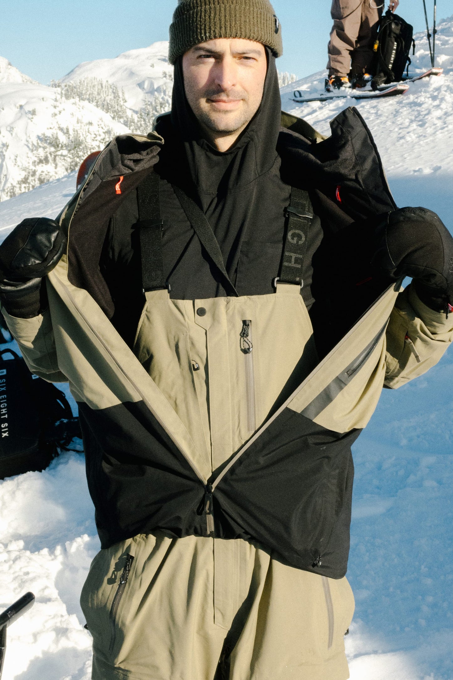 686 Men's GORE-TEX Dispatch™ Shell Bib | Value Deal