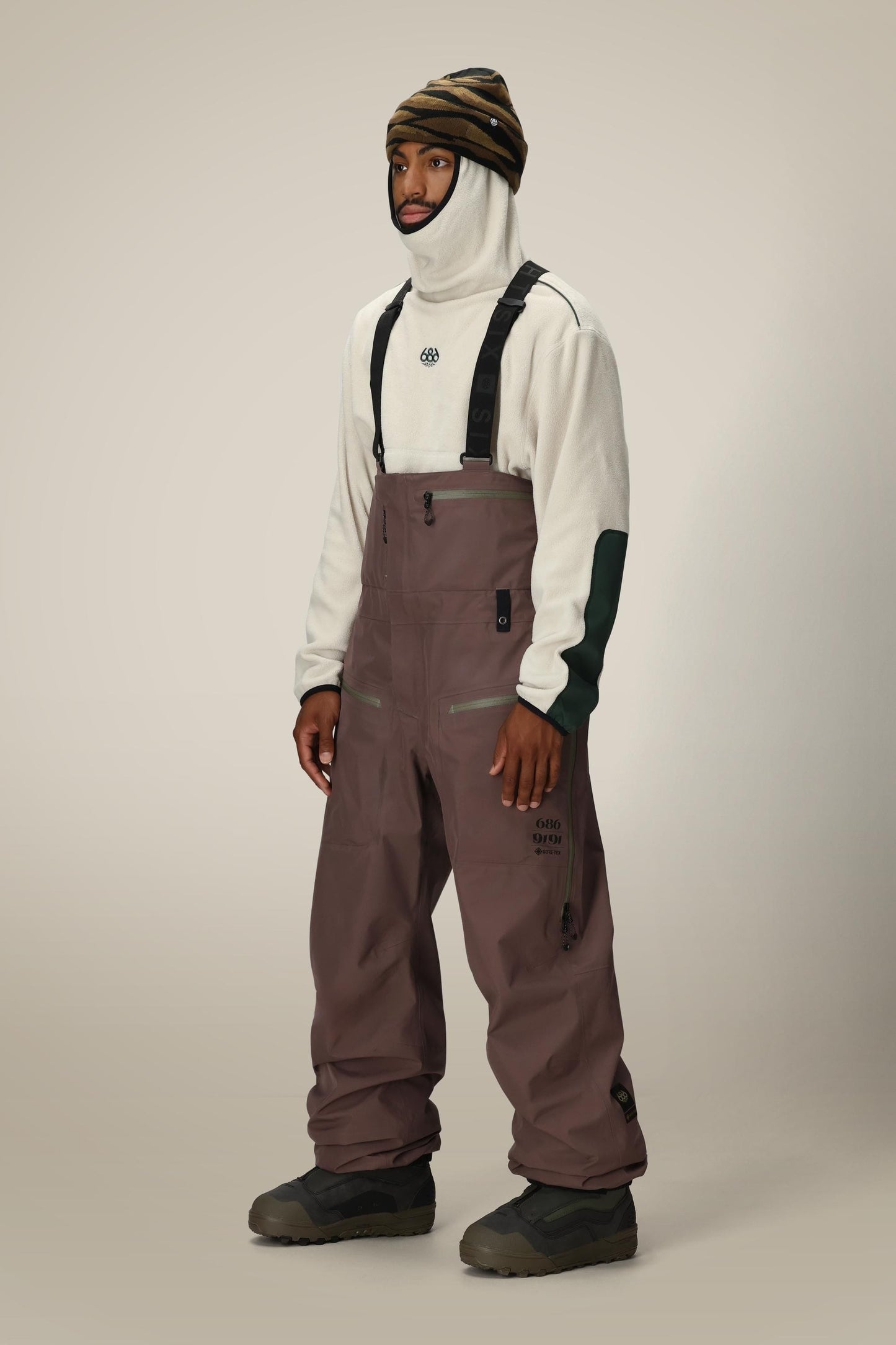 PEPPERCORN,S,Articulated Fit
