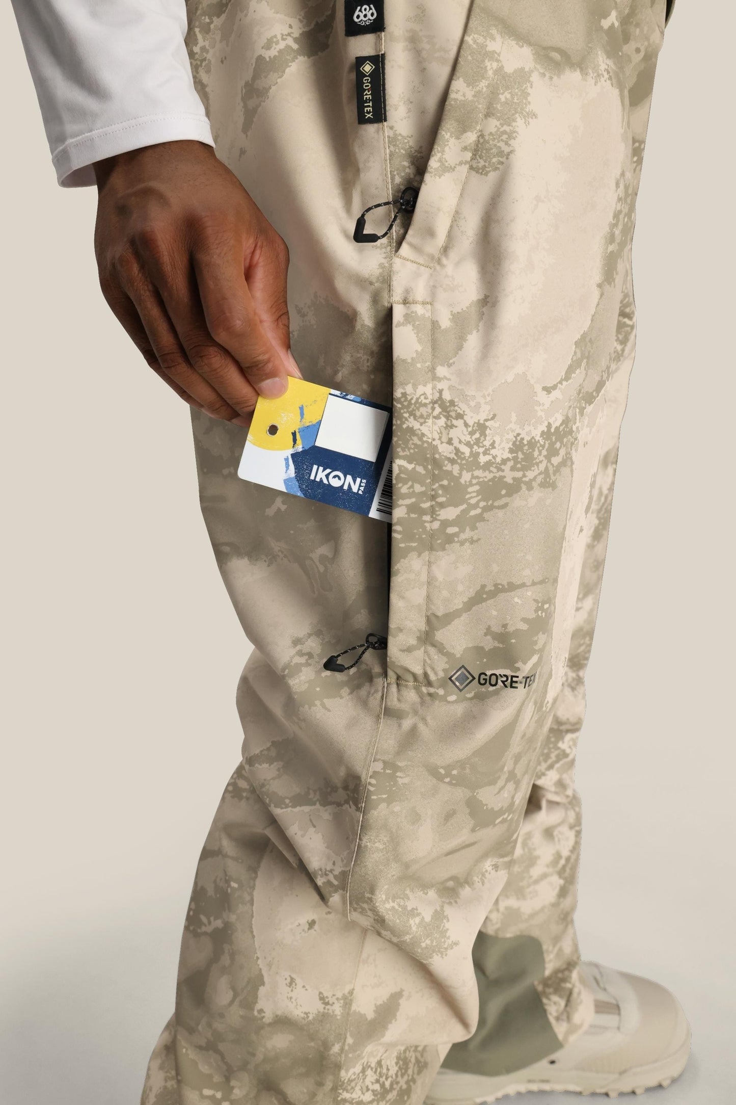 686 Men's GORE-TEX Core Shell Pant | Cost Saving