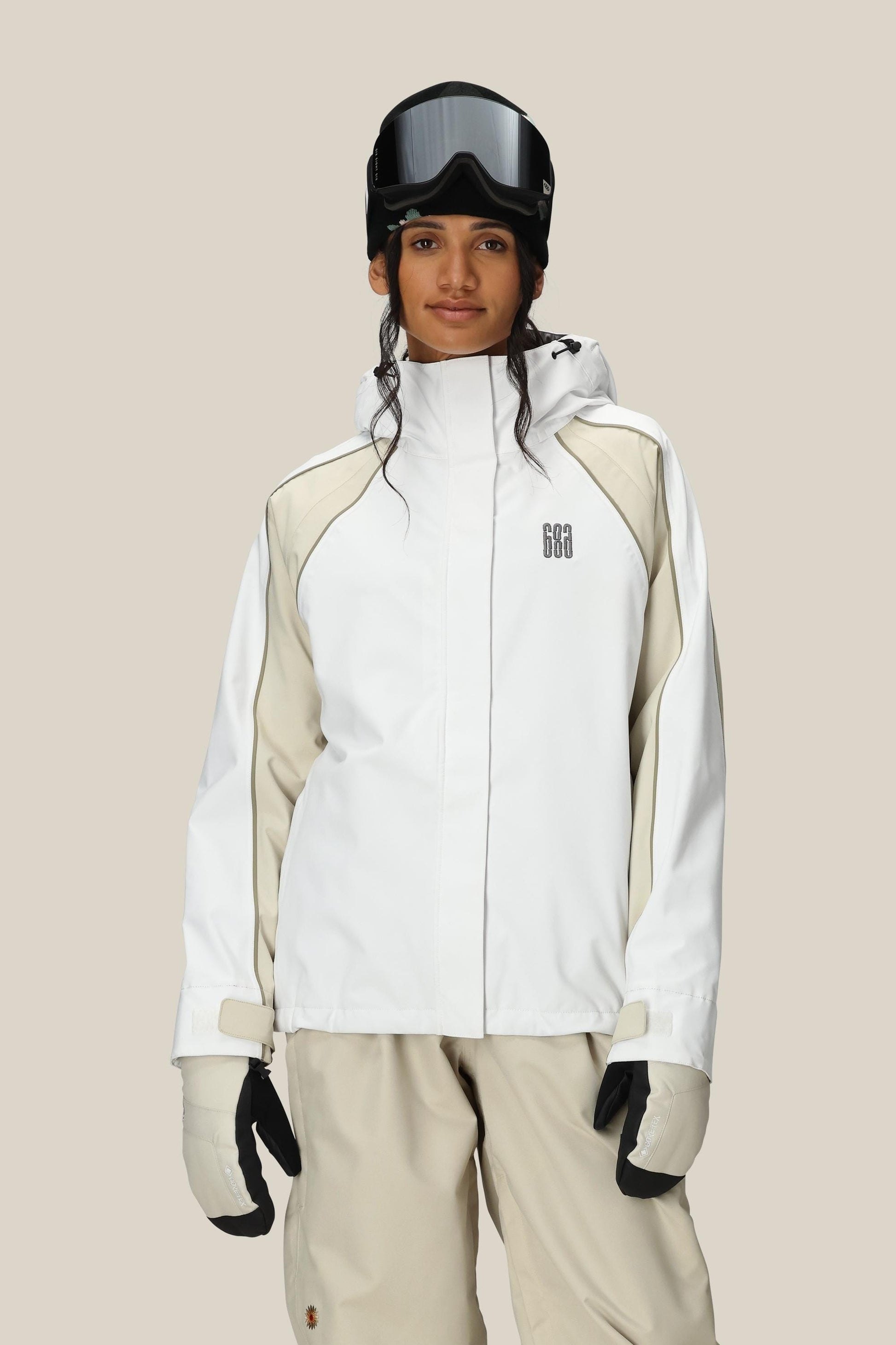 686 Women's Hologram™ Shell Jacket | Cost Saving