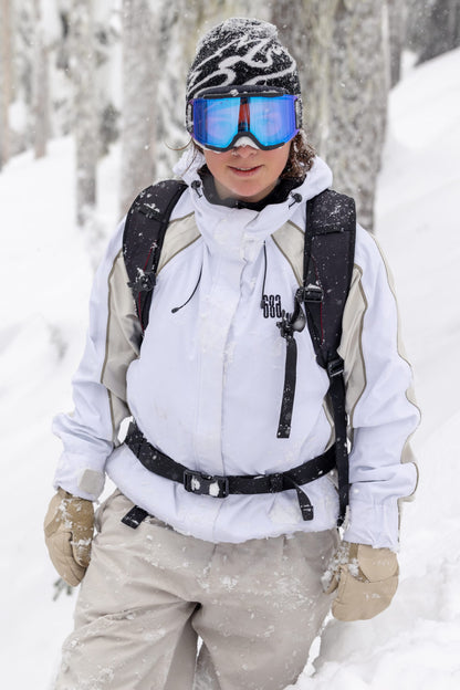 686 Women's Hologram™ Shell Jacket | Cost Saving