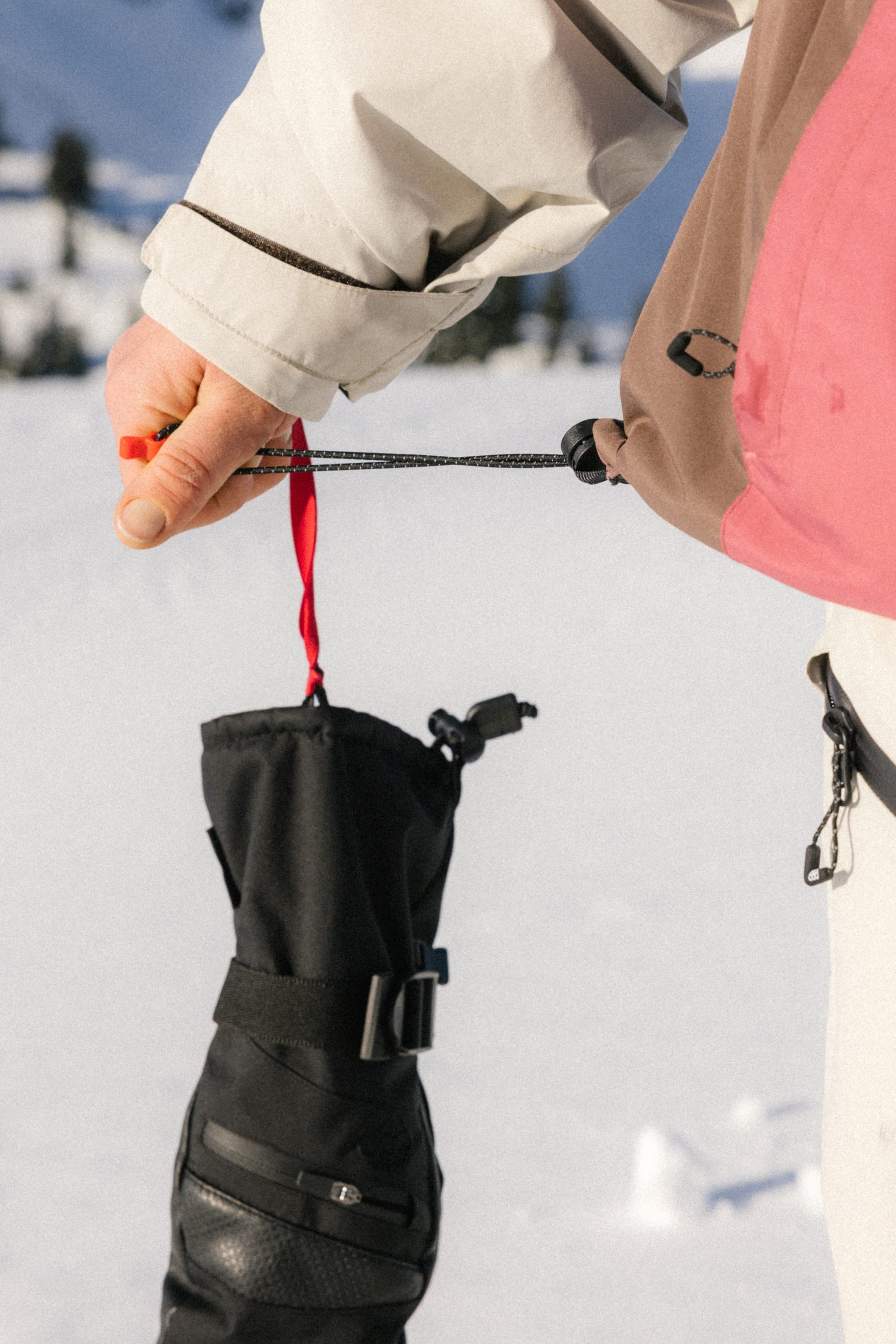 686 Women's GORE-TEX Willow™ Insulated Jacket | Sale