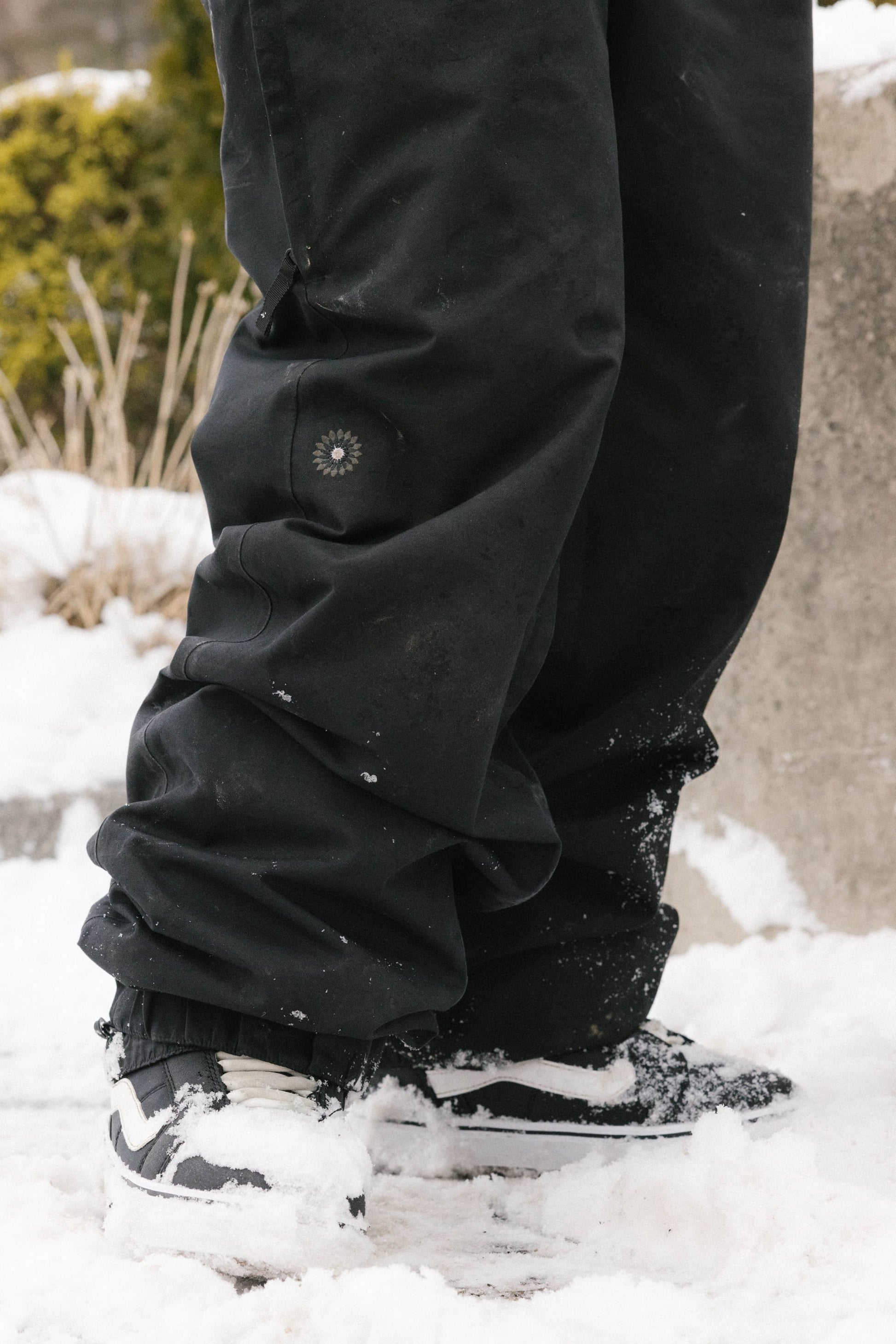 686 Women's Outline™ Shell Pant | Discounted