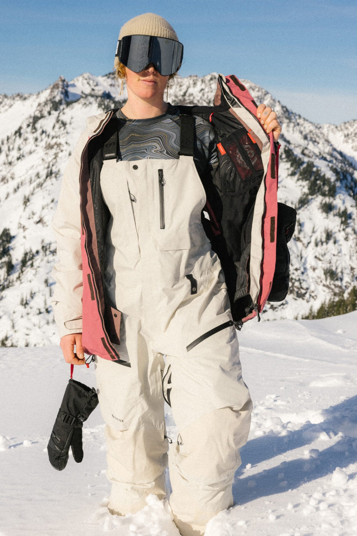 686 Women's GORE-TEX Dispatch™ Shell Bib | Savings