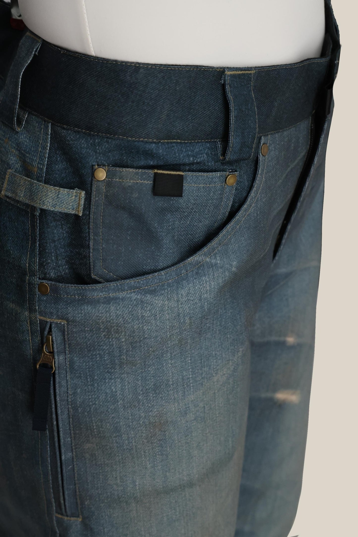 686 Women's Deconstructed™ Denim Insulated Pant | Great Value