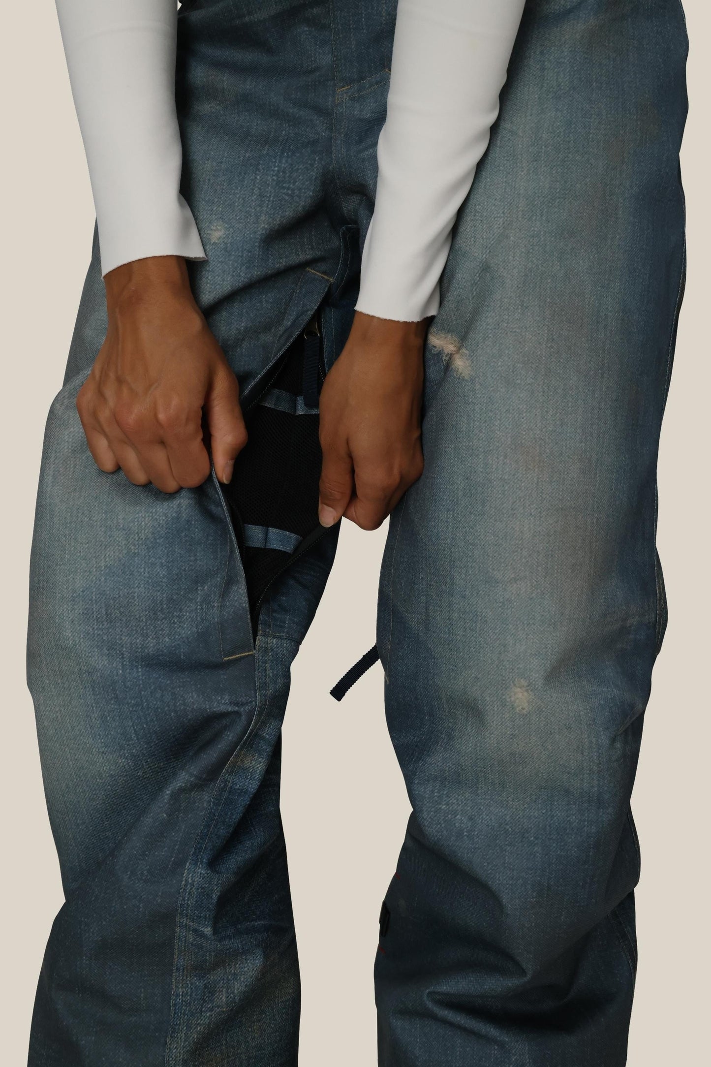 686 Women's Deconstructed™ Denim Insulated Pant | Great Value