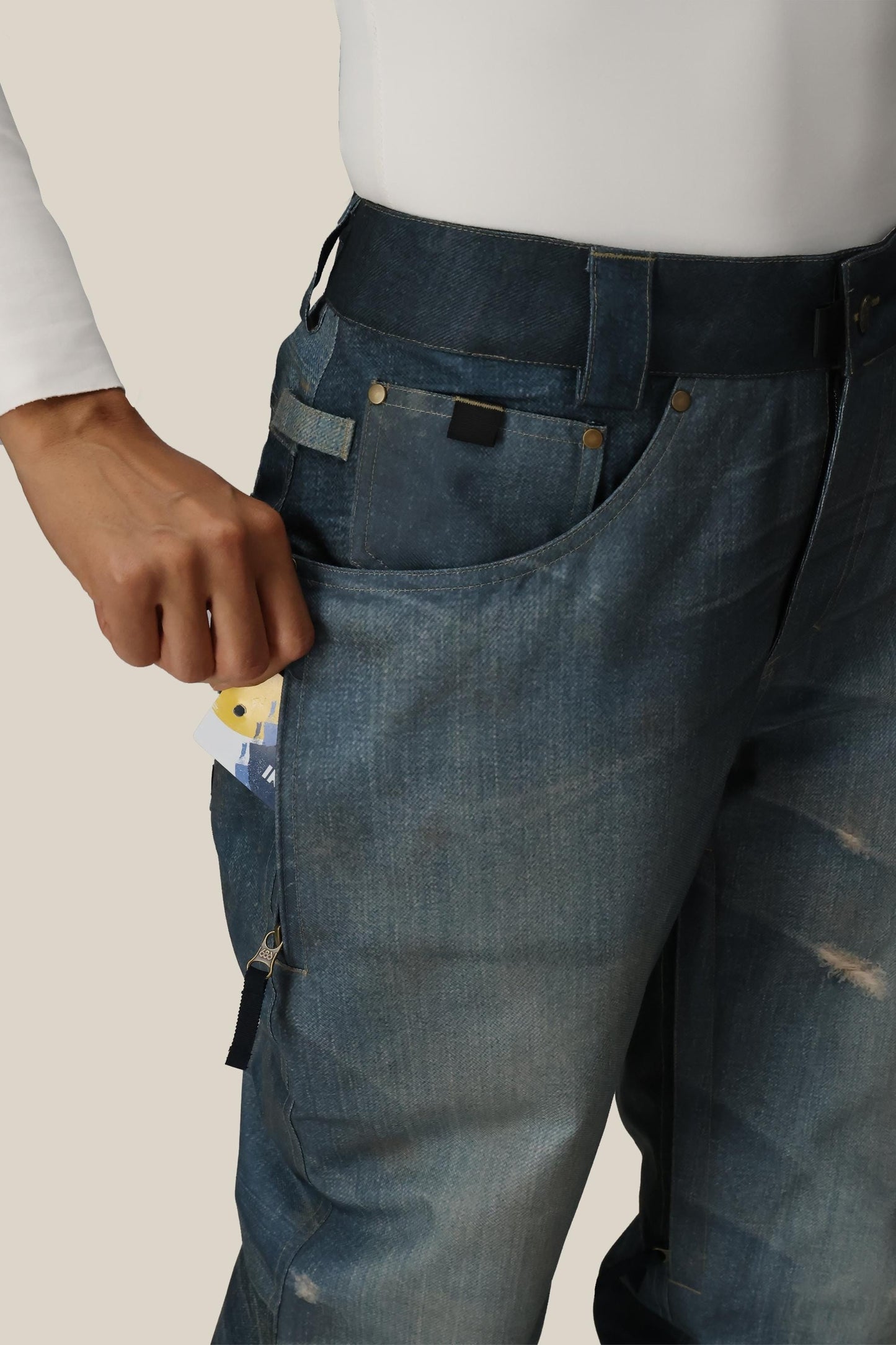 686 Women's Deconstructed™ Denim Insulated Pant | Great Value