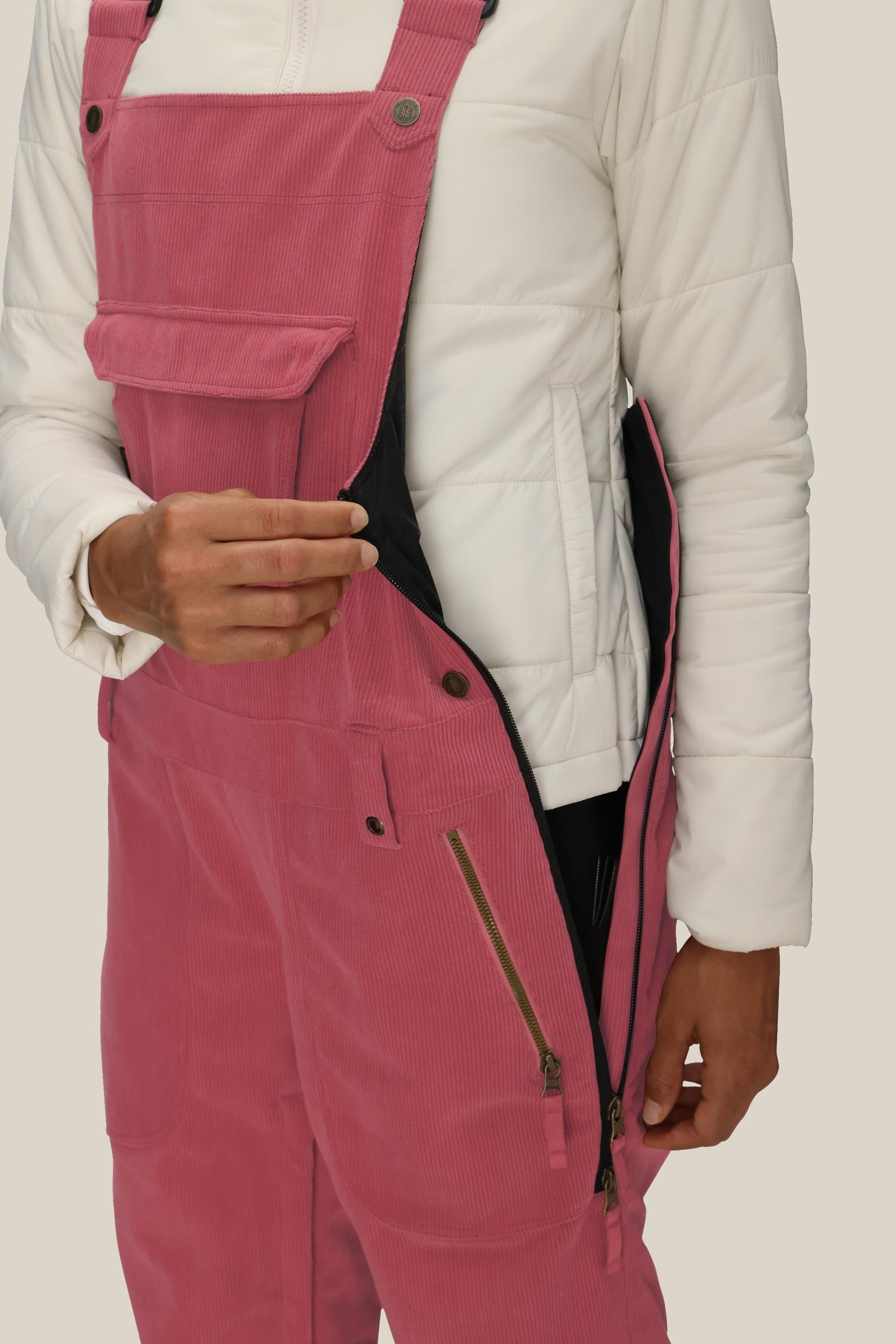686 Women's Black Magic™ Insulated Bib | Affordable