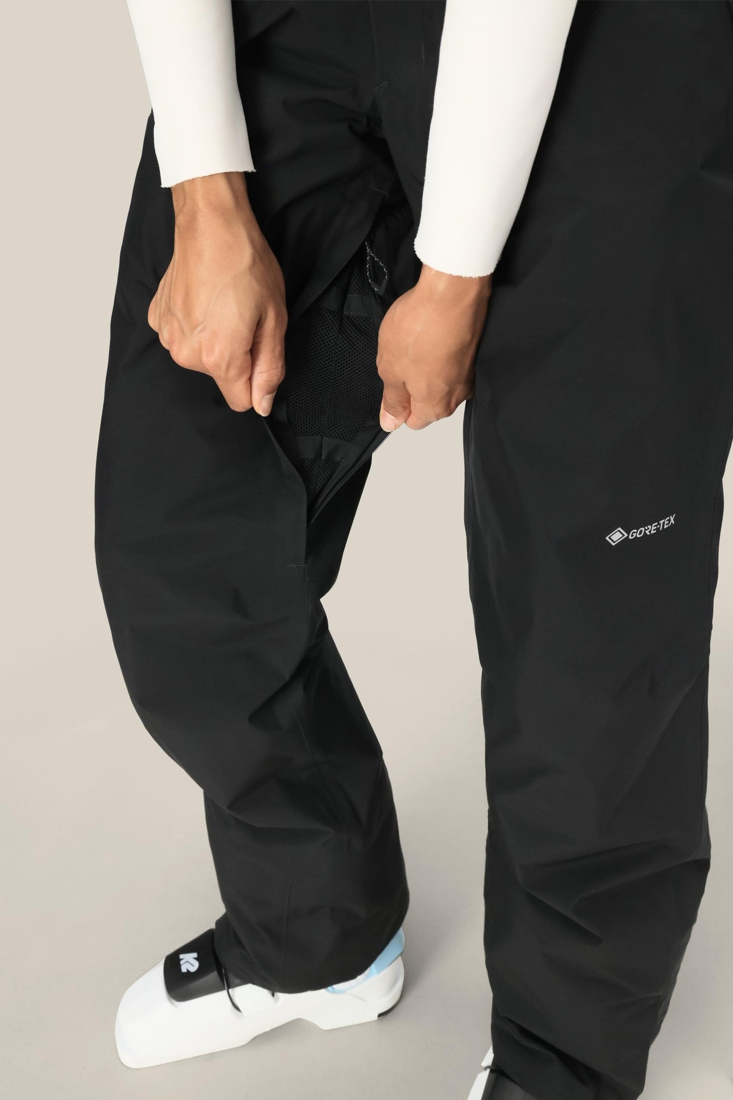 686 Women's GORE-TEX Willow™ Insulated Pant | Sale
