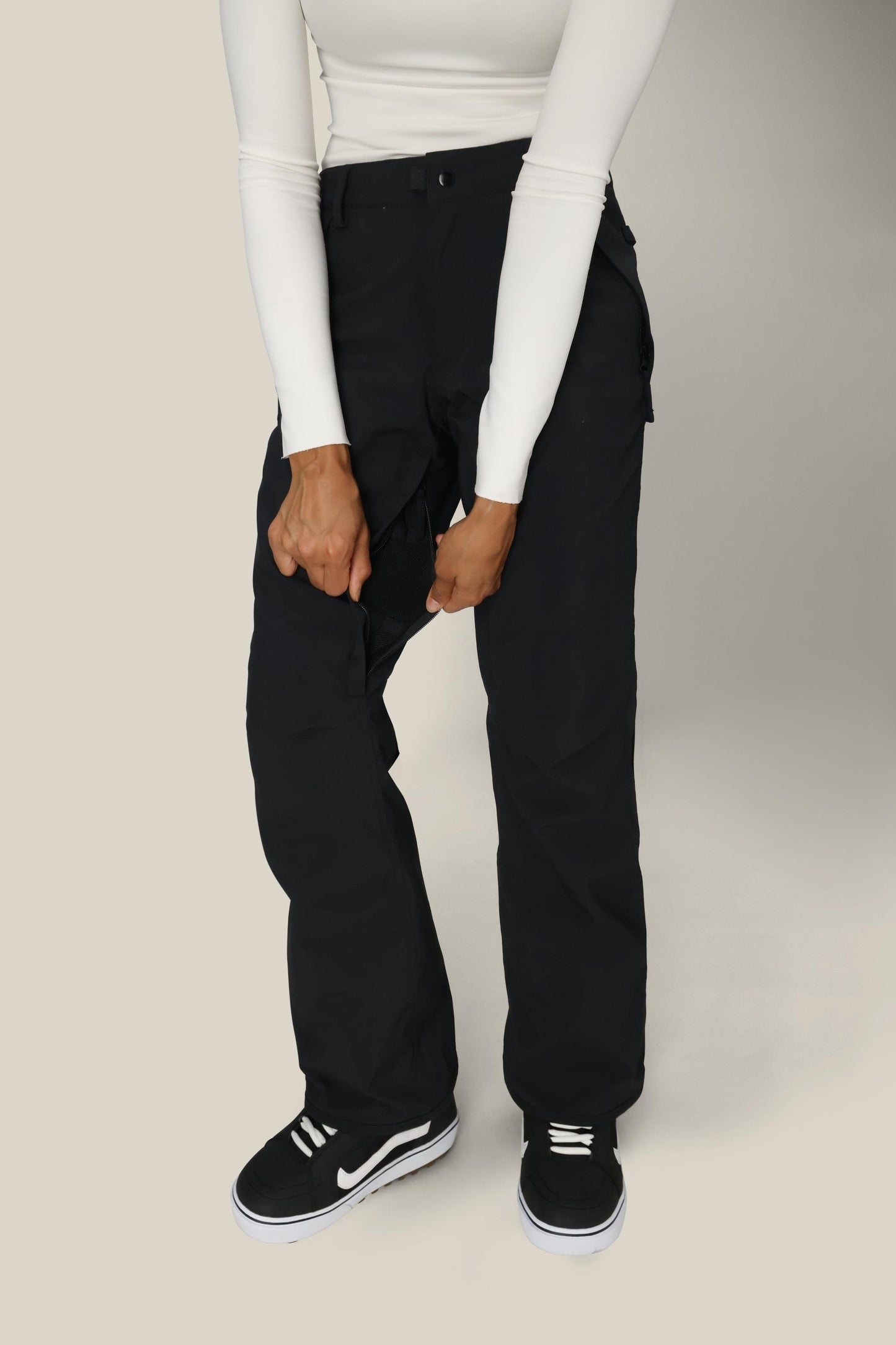 686 Women's Standard Shell Pant | Special Offer