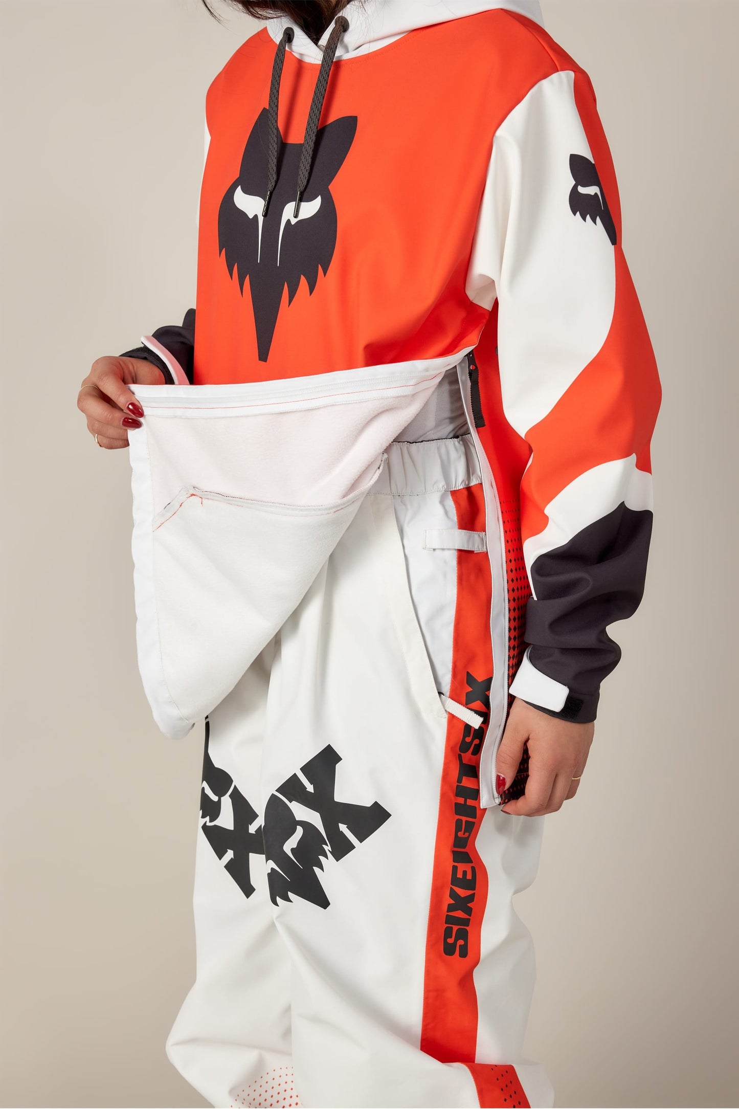 686 Women's Fox Racing 97 Waterproof Hoody | Budget Friendly