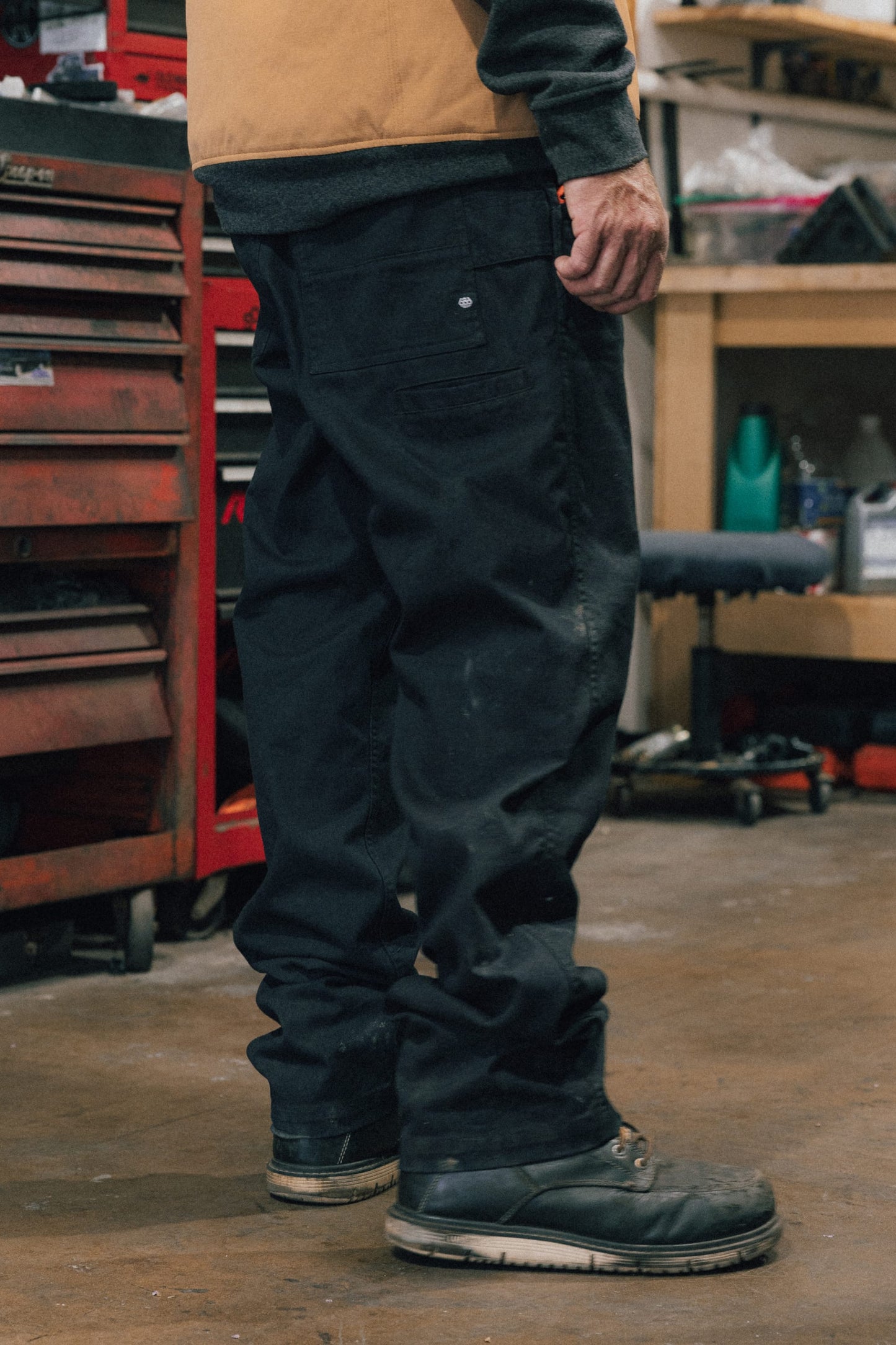 686 Men's Unwork® Tradesman Pant - Relaxed Fit | Best Value