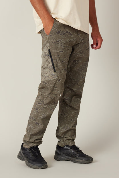 OLIVE STORM COLORBLOCK,28/30,Slim Fit