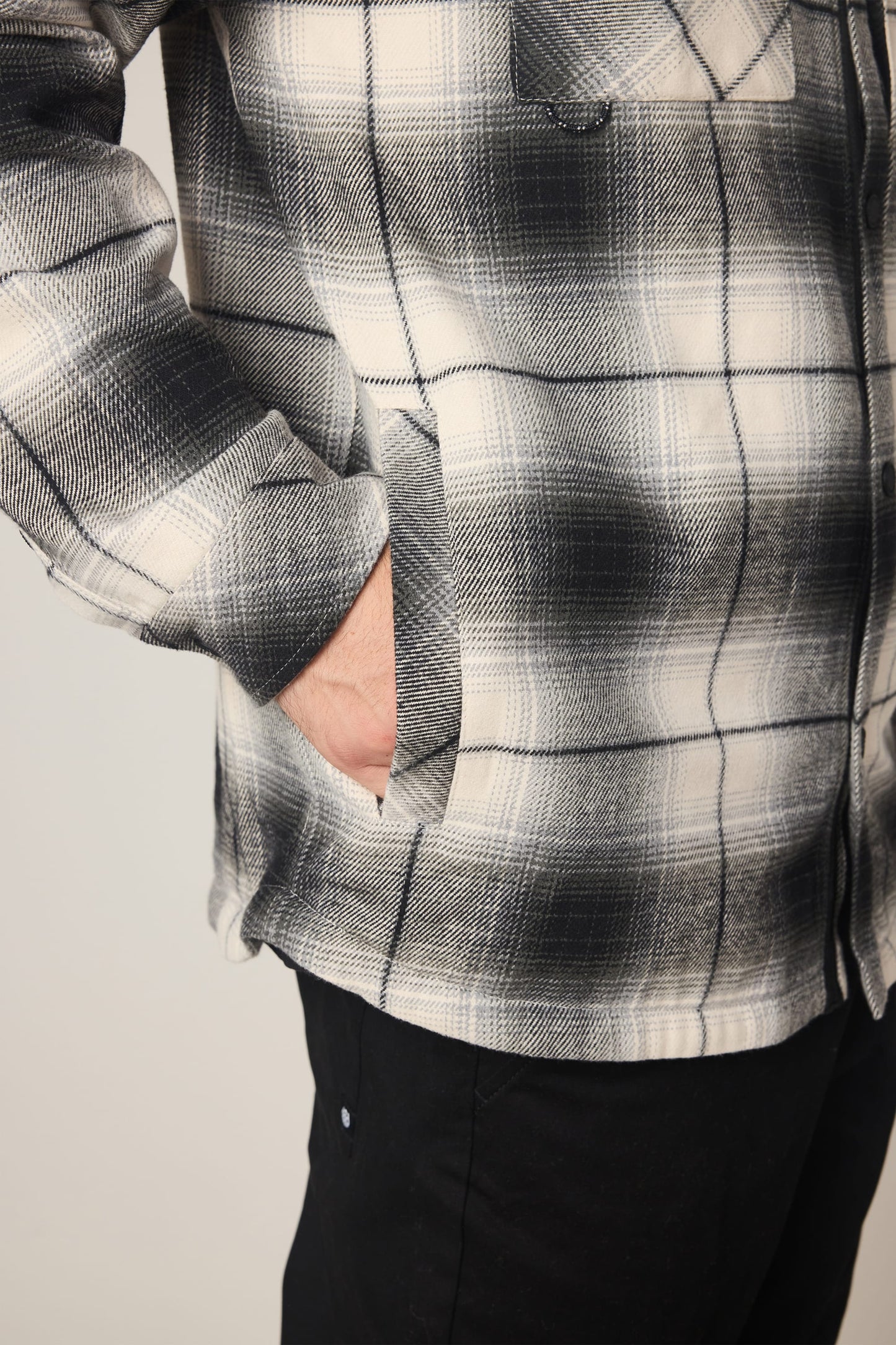 686 Men's Heat Grid Flannel | Best Seller