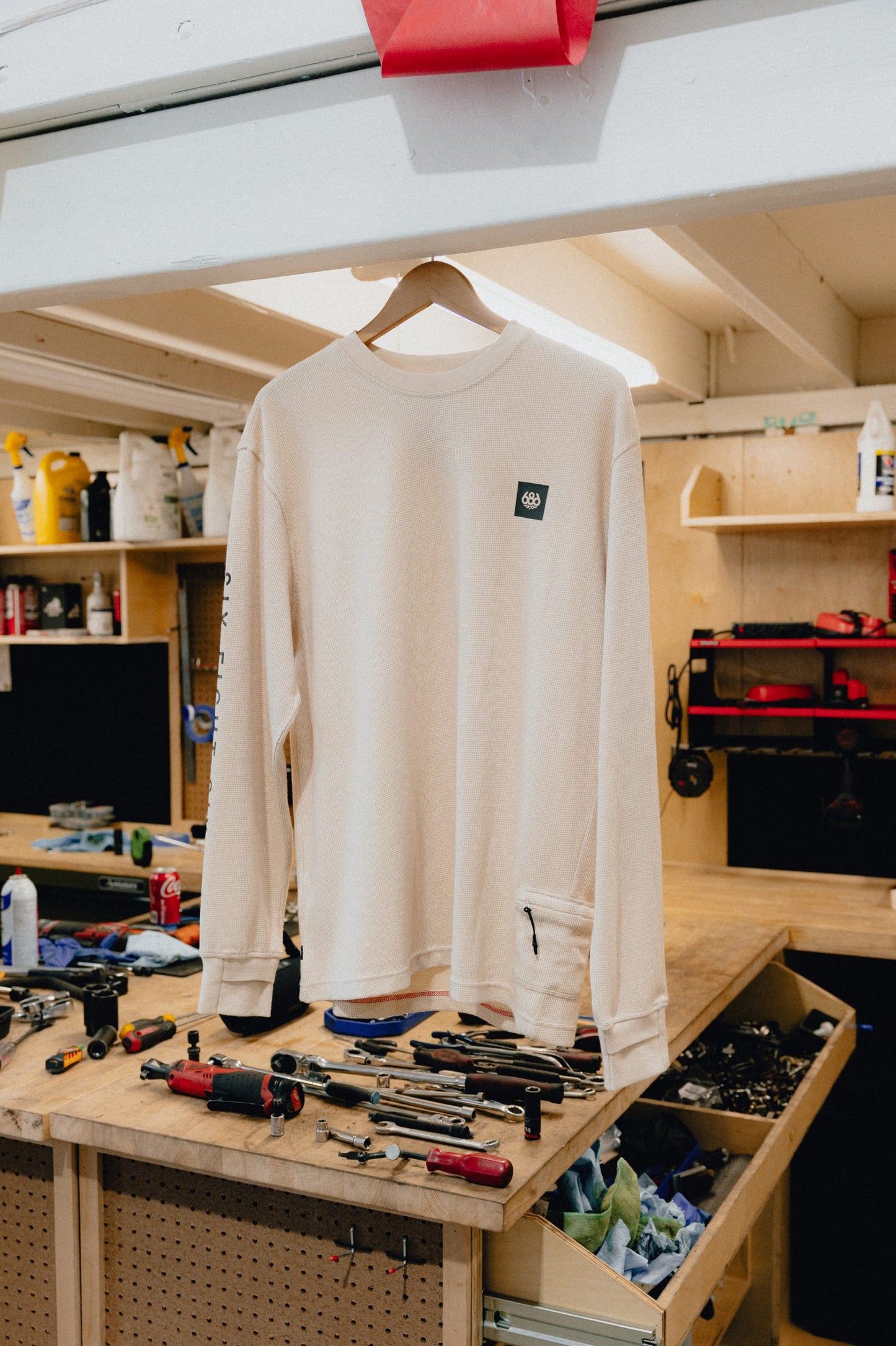 686 Men's Let's Chill Waffle LS Crew | Cost Saving