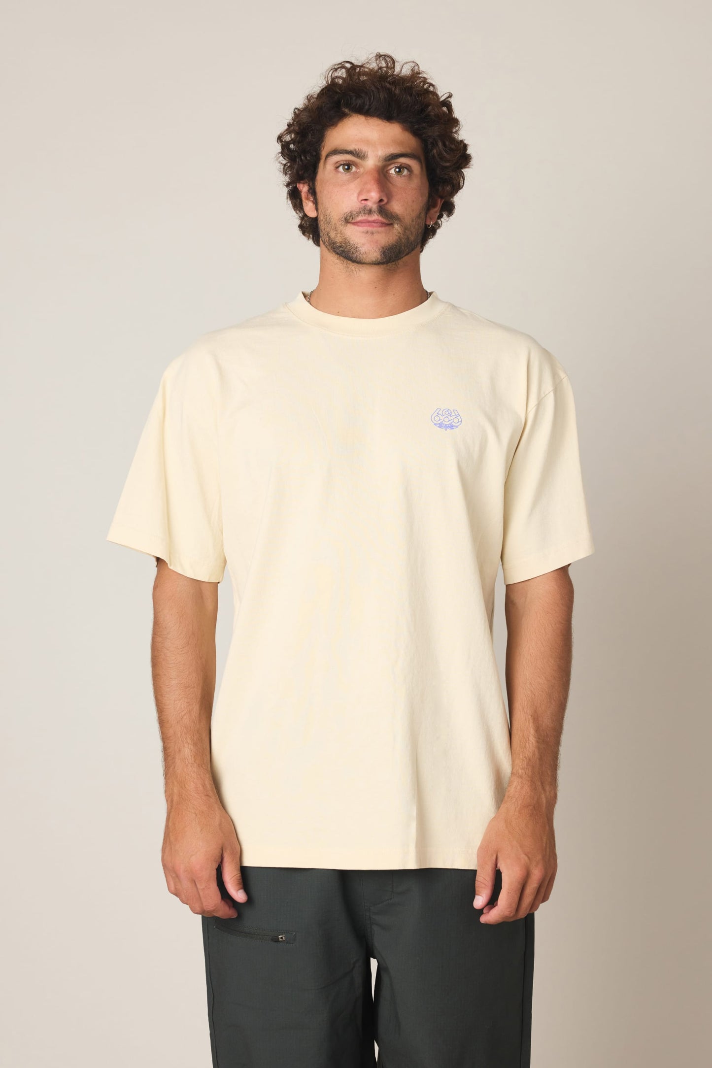 VINTAGE WHITE,S,Authentic Fit