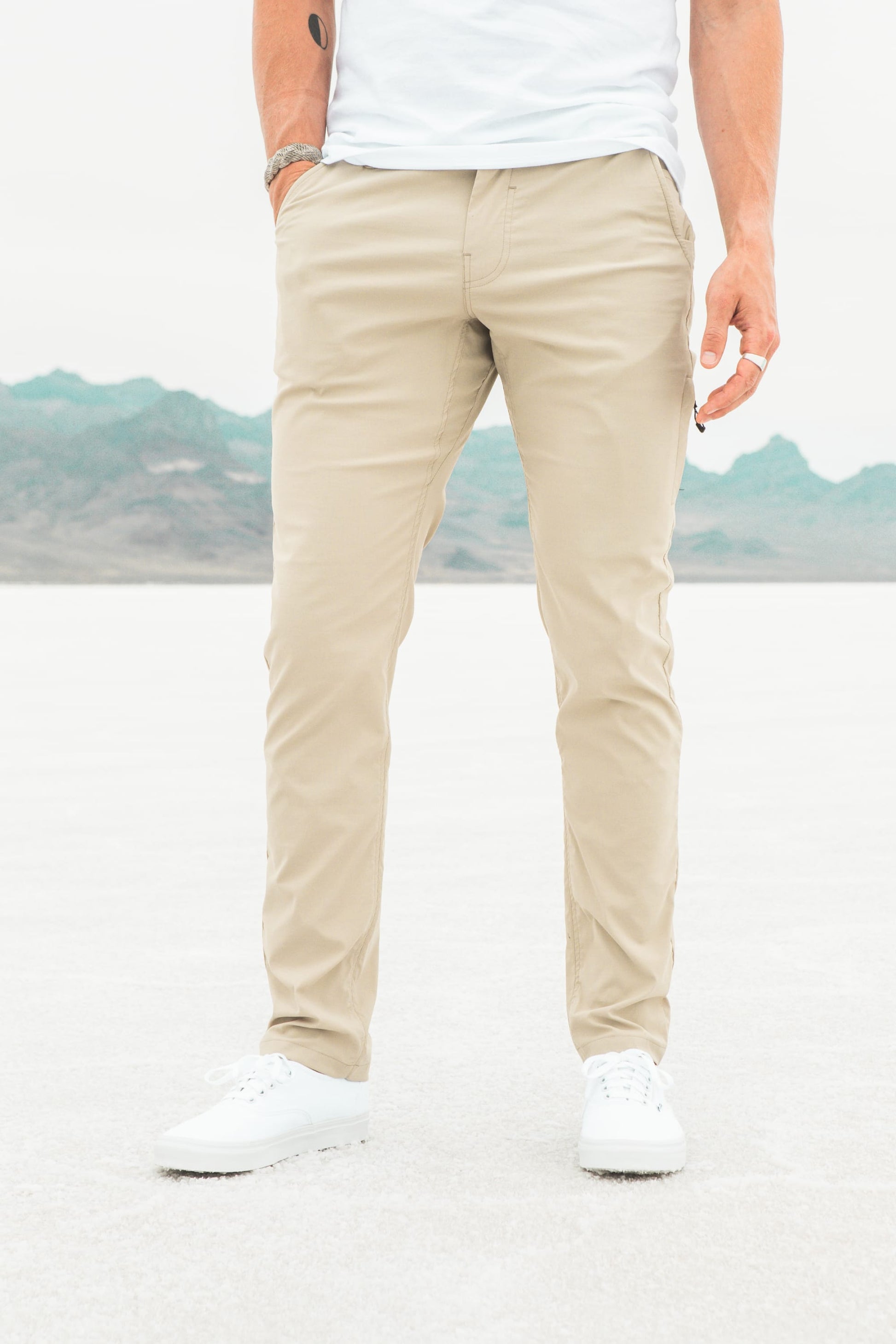686 Men's Everywhere Featherlight Chino Pant - Slim Fit | Discounted