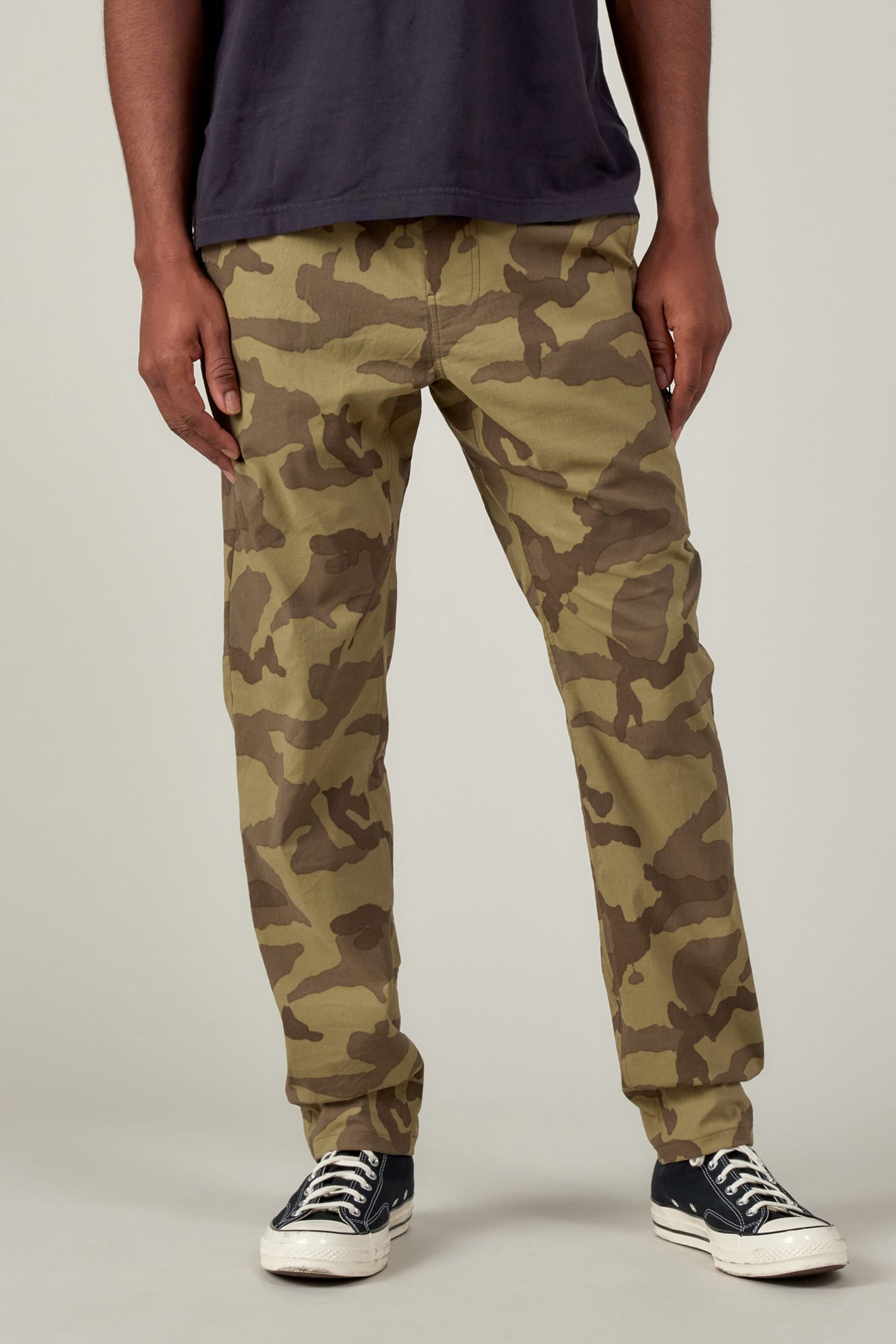 686 Men's Everywhere Featherlight Chino Pant - Slim Fit | Discounted