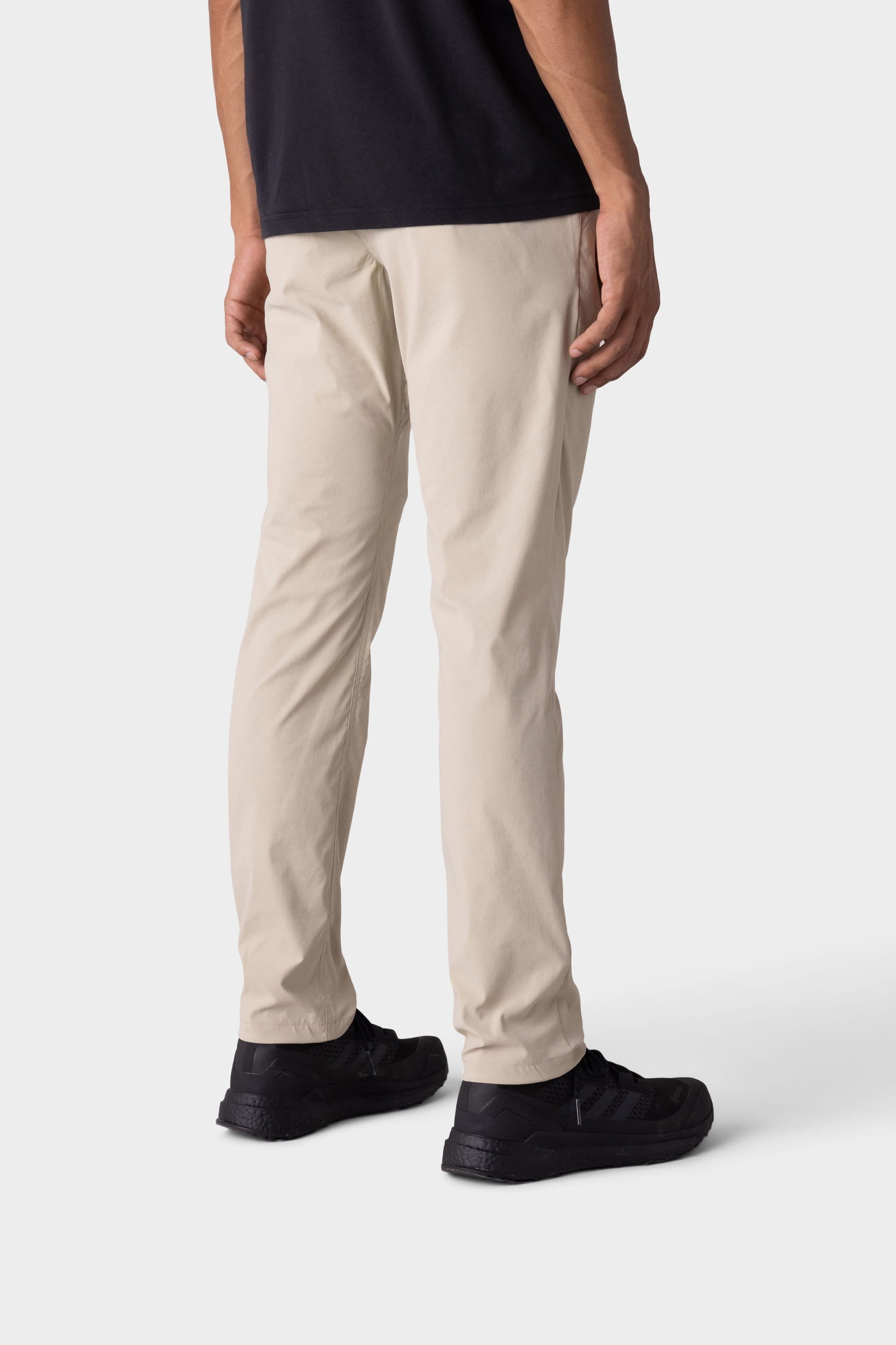 686 Men's Everywhere Featherlight Chino Pant - Slim Fit | Discounted