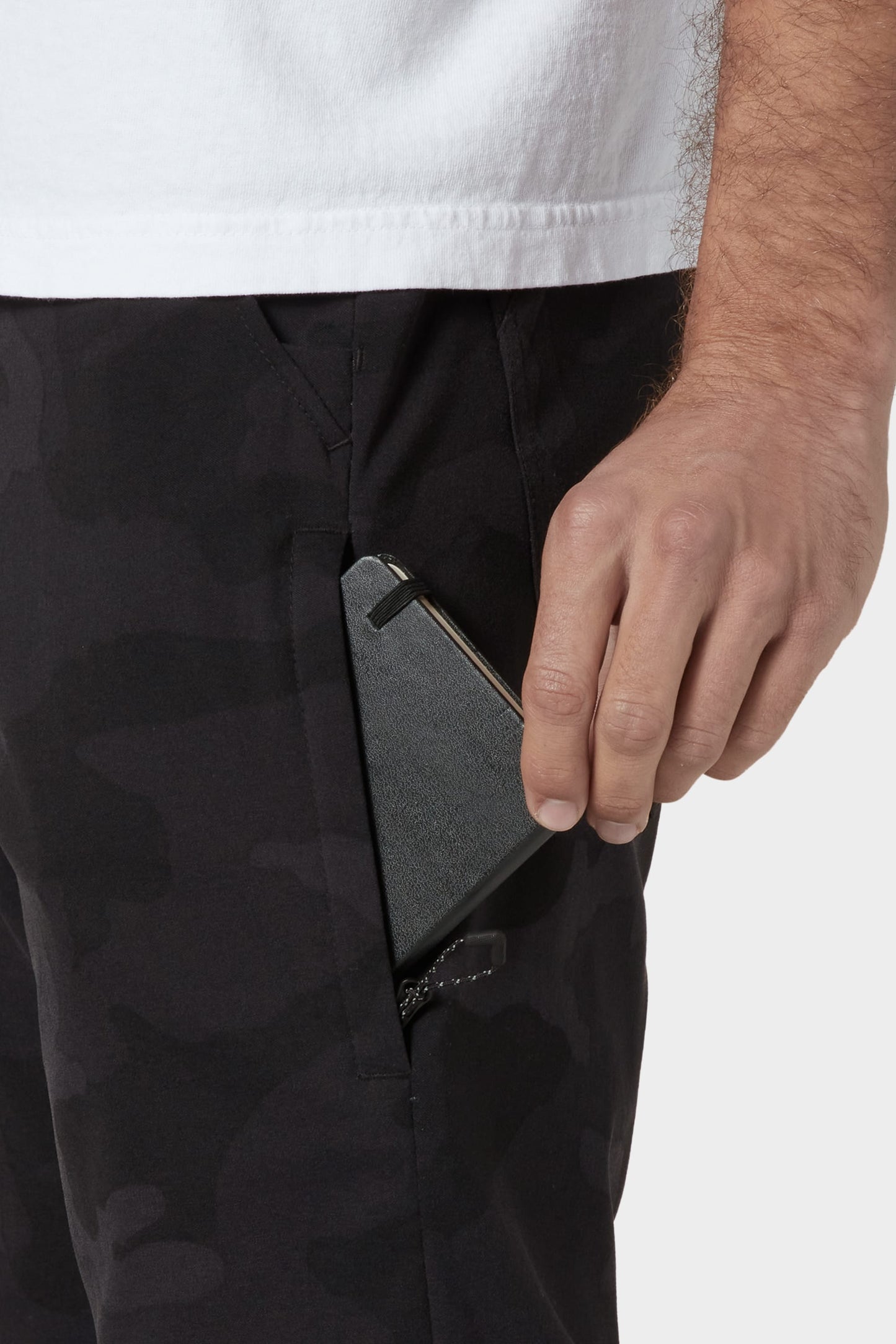 686 Men's Everywhere Pant - Relaxed Fit | Bargain
