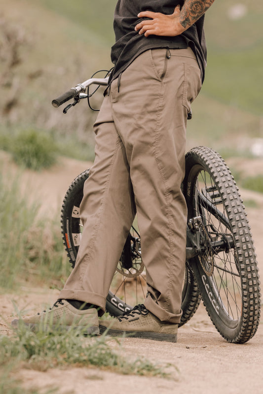 686 Men's Platform Bike Pant - Relaxed Fit | Great Value