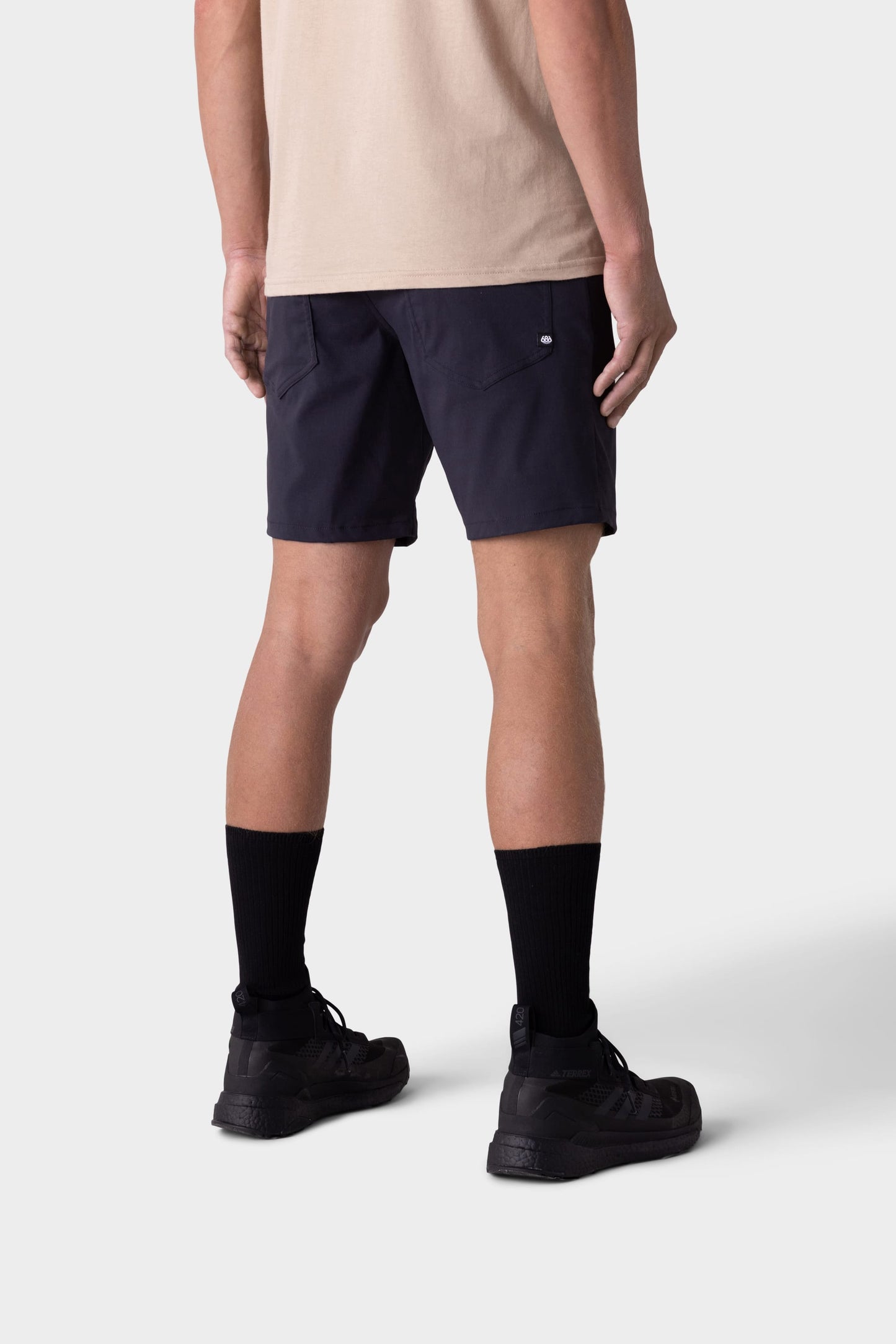 686 Men's Everywhere Hybrid Short | Budget Friendly