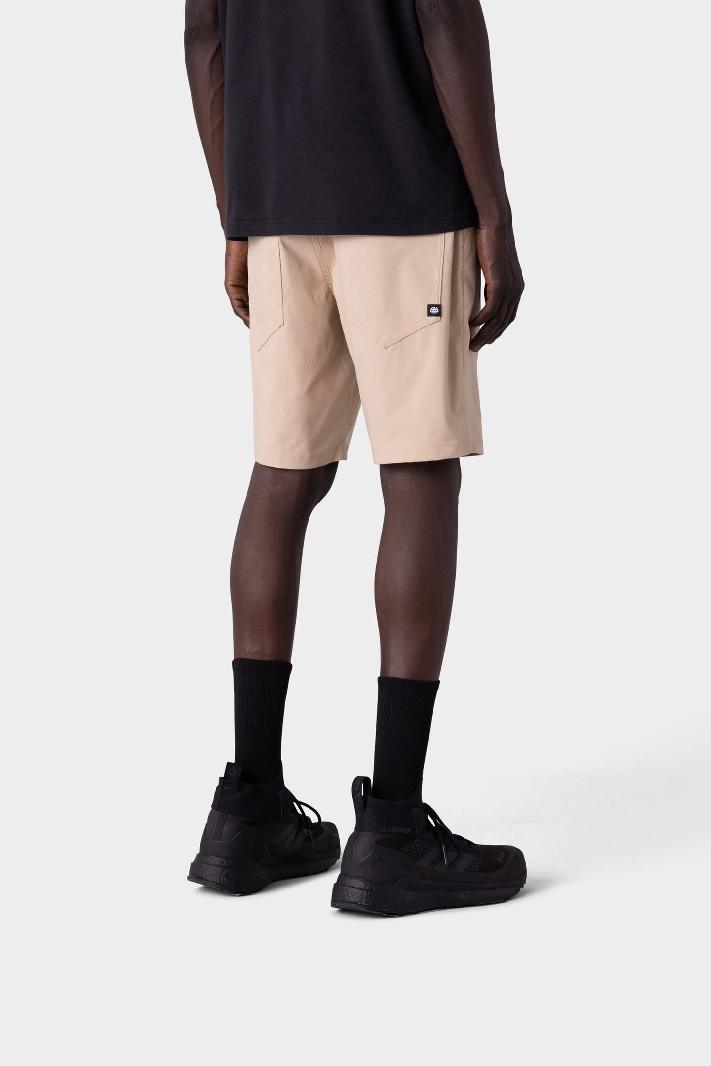 686 Men's Everywhere Hybrid Short | Budget Friendly