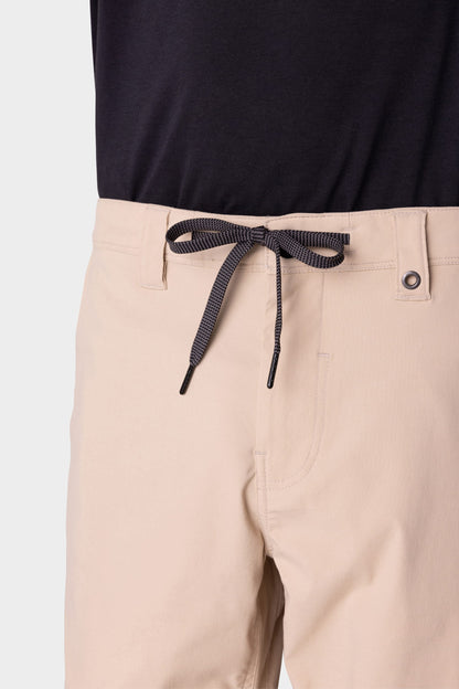 686 Men's Everywhere Hybrid Short | Budget Friendly
