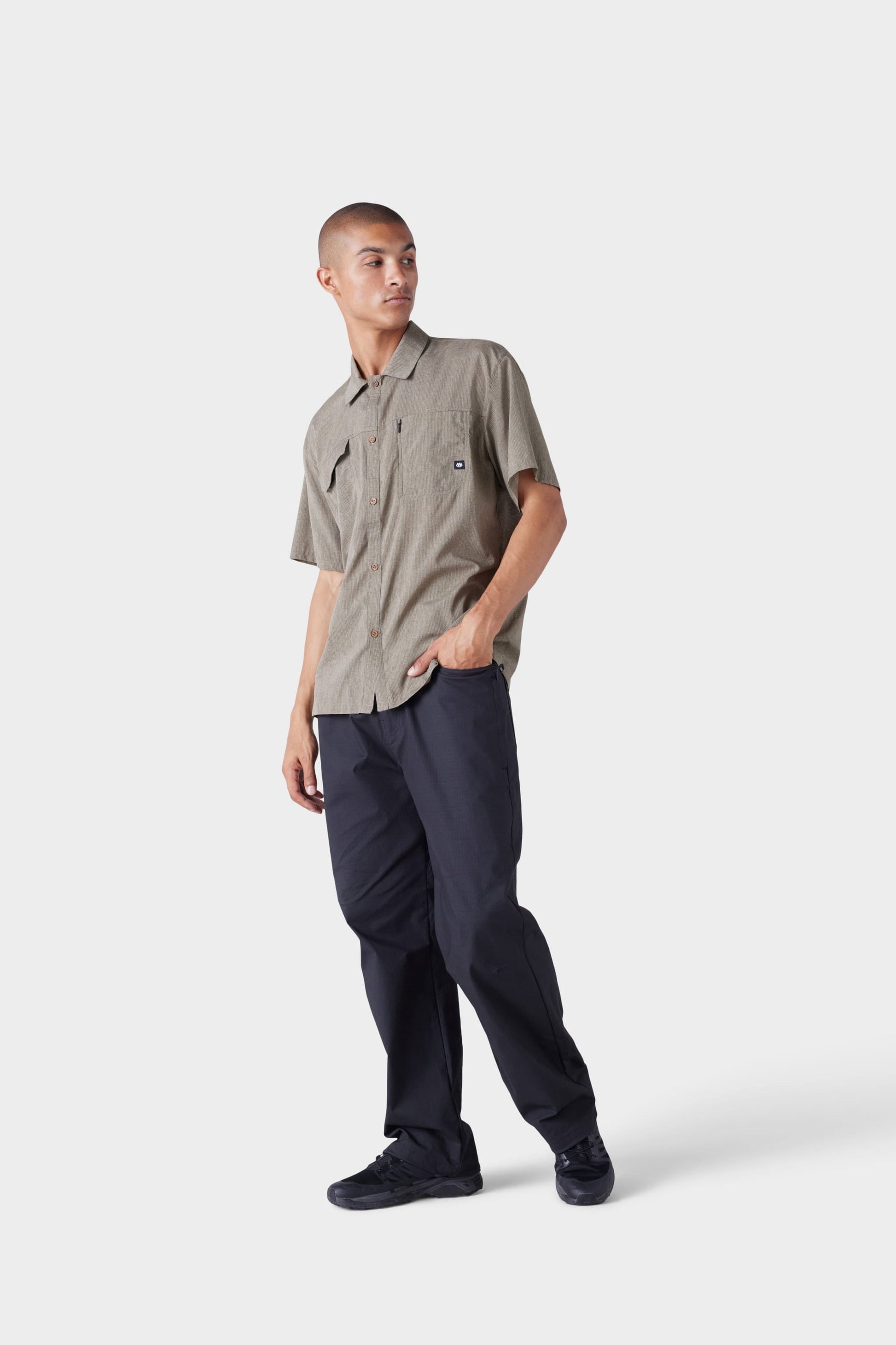 686 Men's Seeker Perforated Button Up | Best Seller