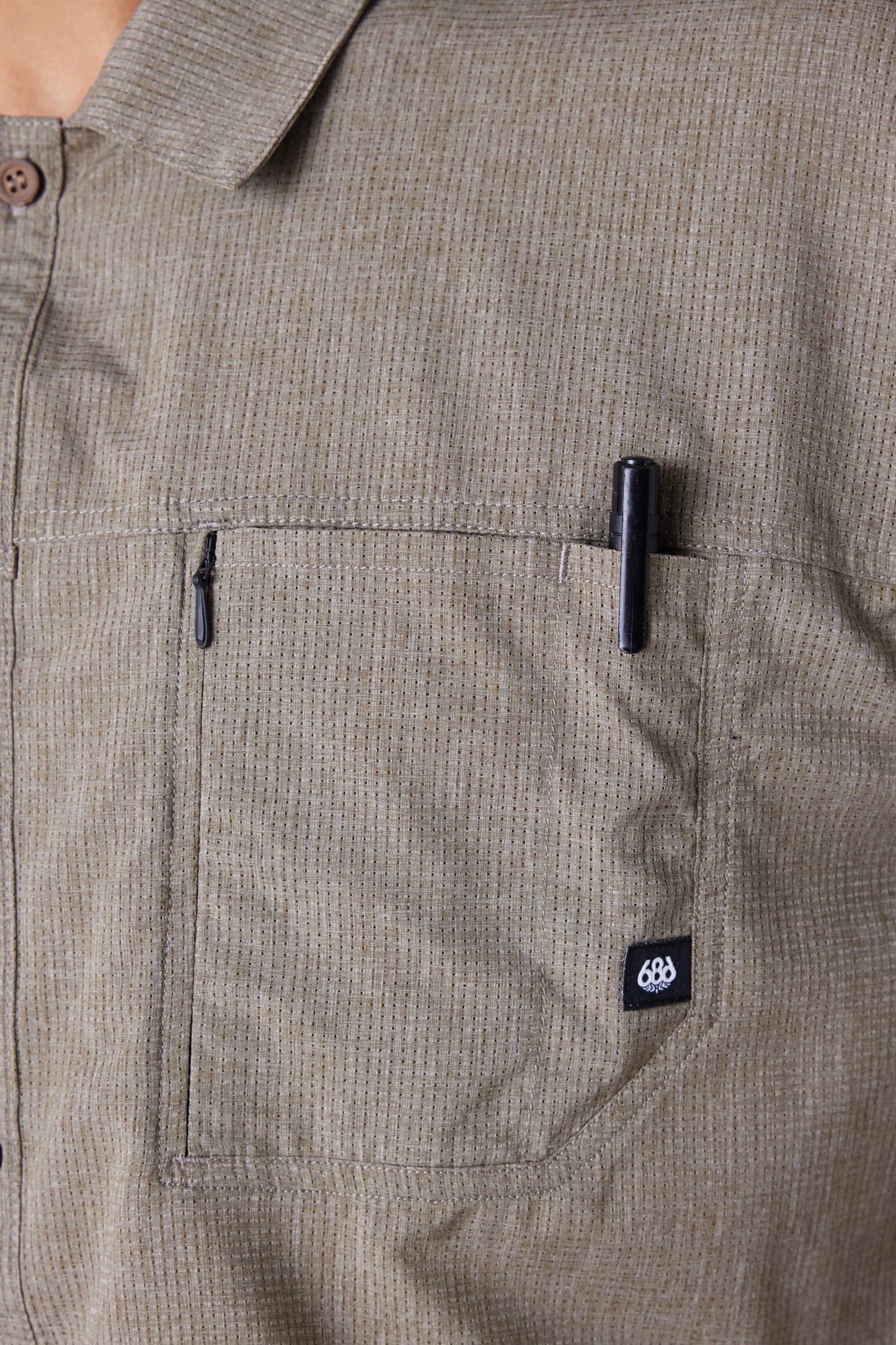 686 Men's Seeker Perforated Button Up | Best Seller