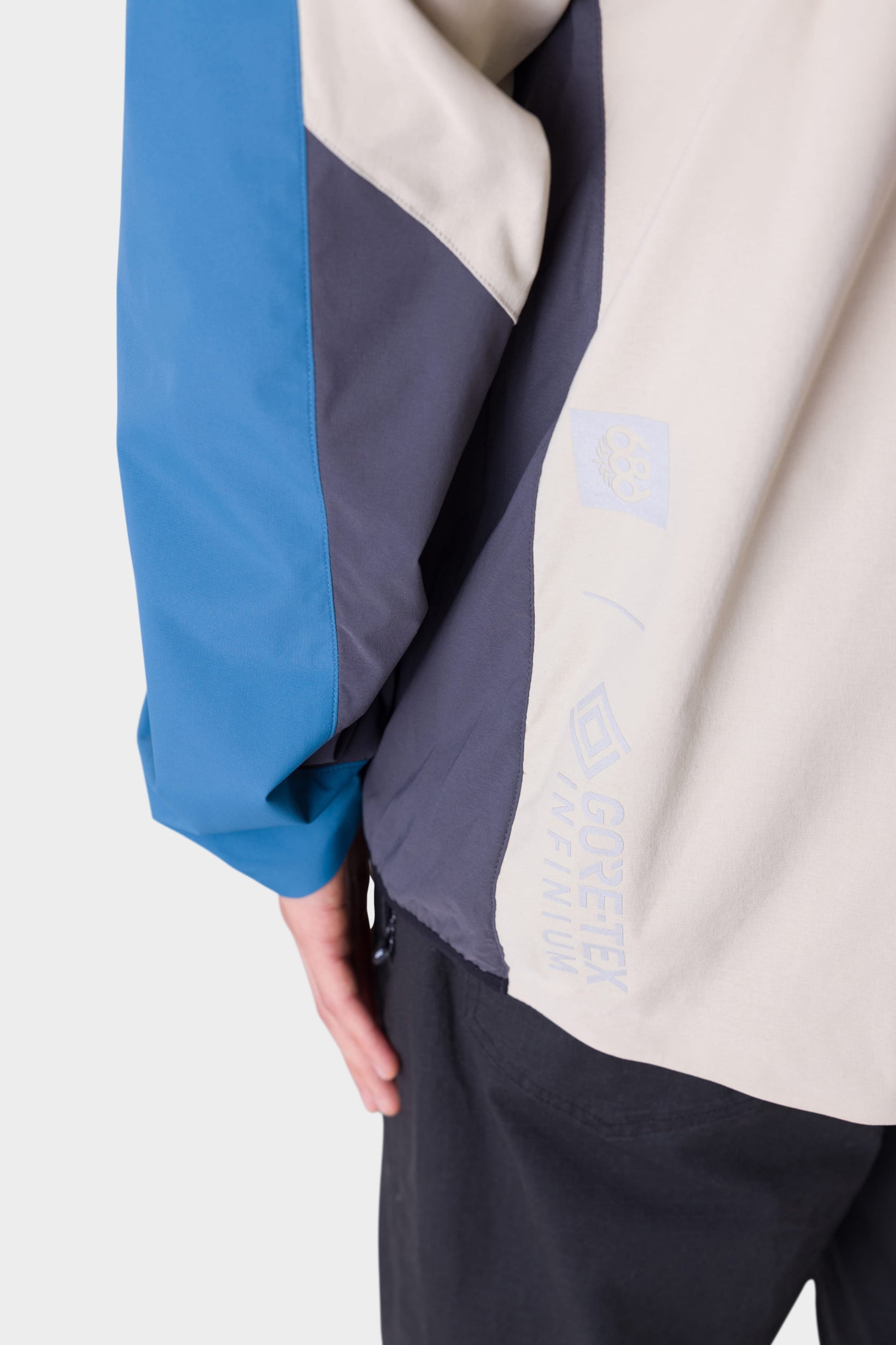 686 Men's GORE-TEX Windstopper Voyager Anorak | Special Offer