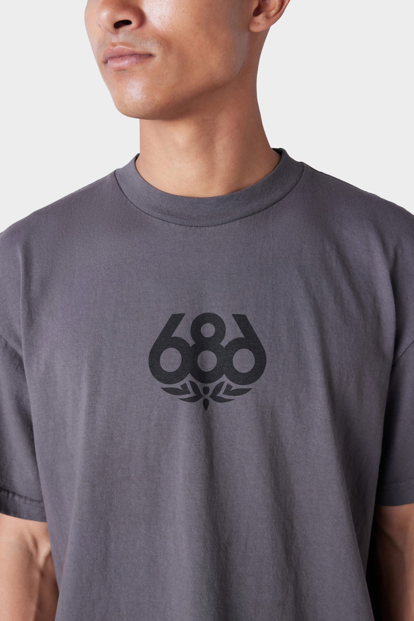 686 Men's Wreath Short Sleeve Tee | Exclusive Deal
