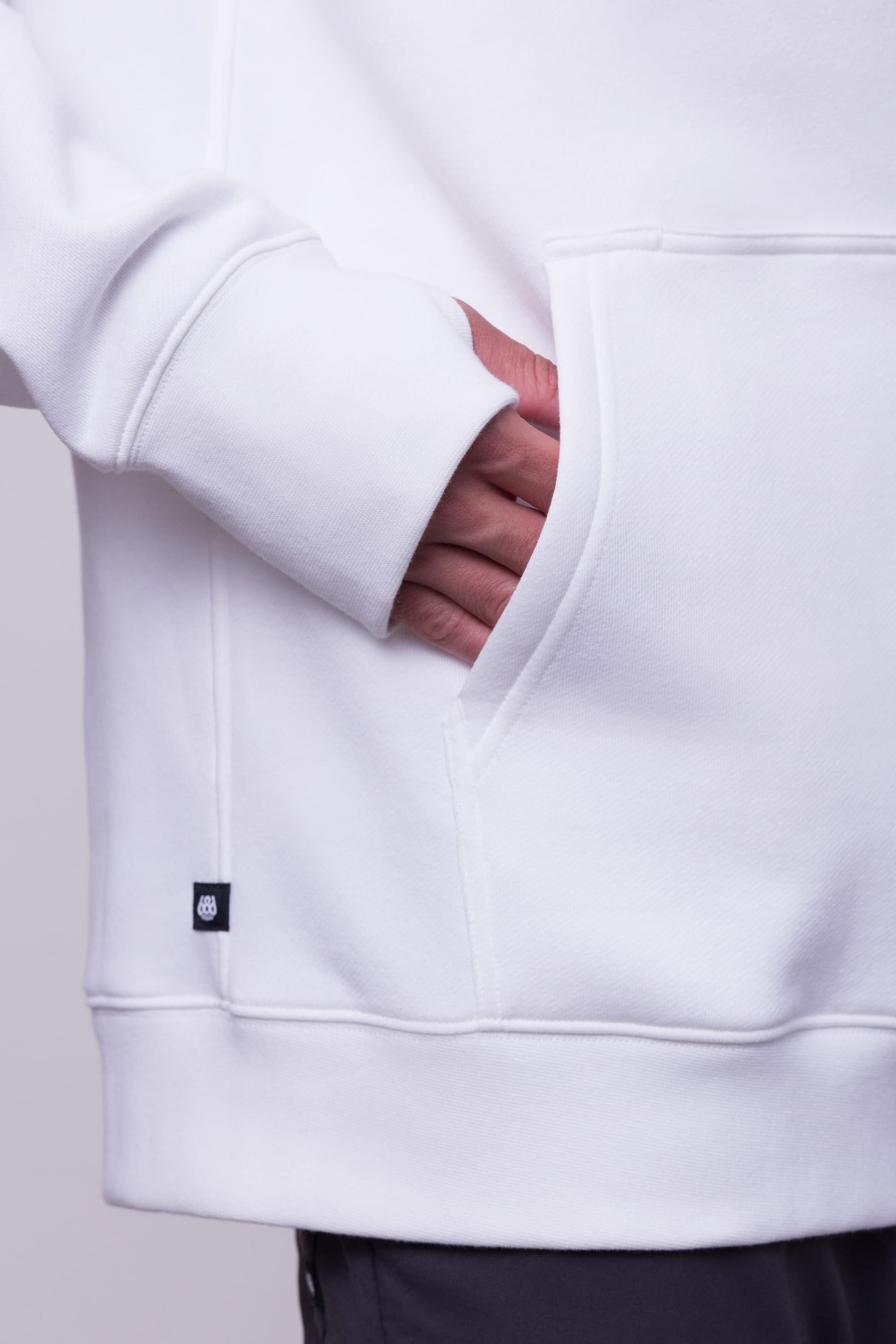 686 Men's Knockout Pullover Hoody | Great Value