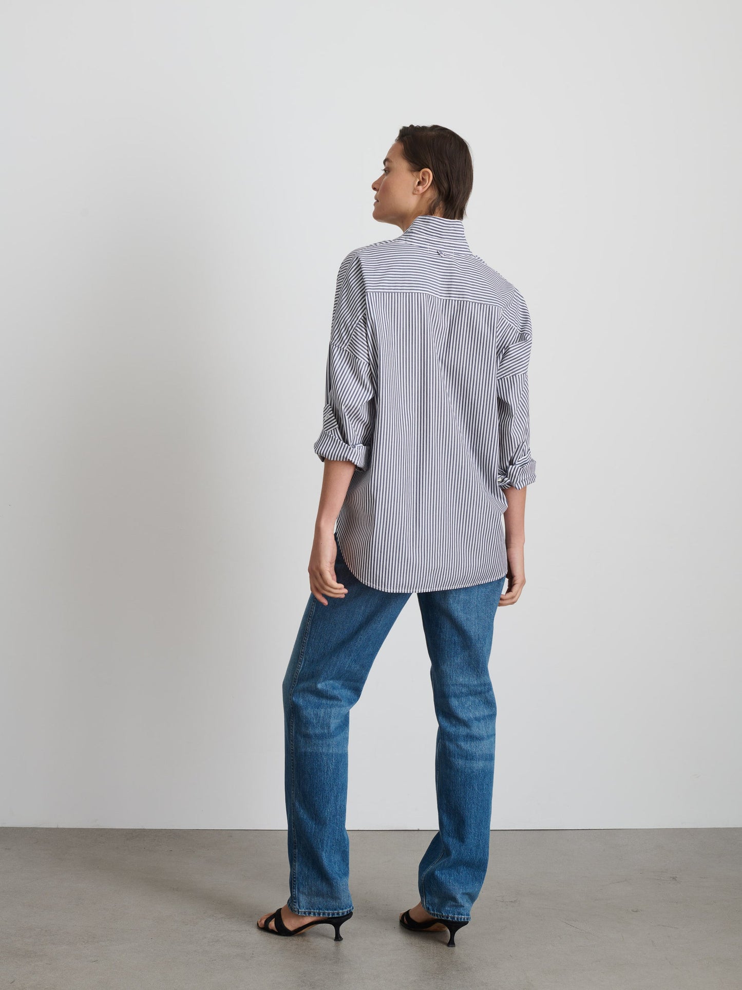 Alex Mill Jo Shirt in Striped Cotton Poplin Navy/White