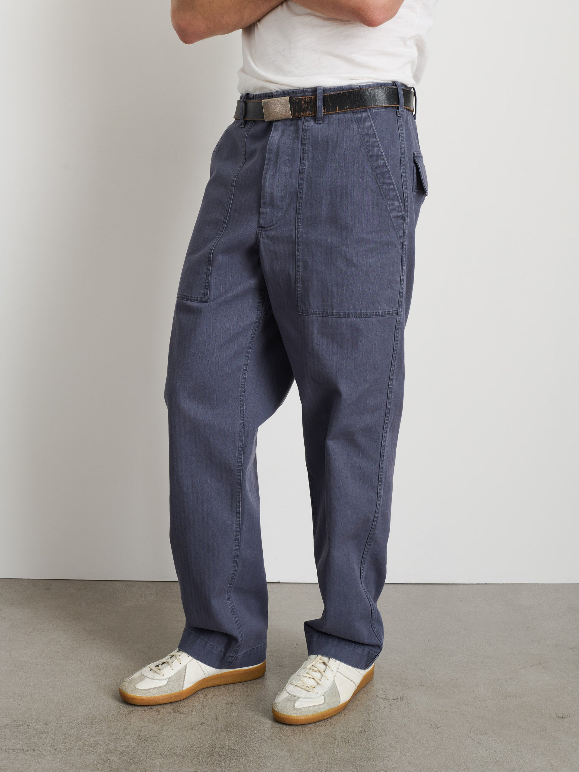 Alex Mill Field Pant in Herringbone Storm Blue