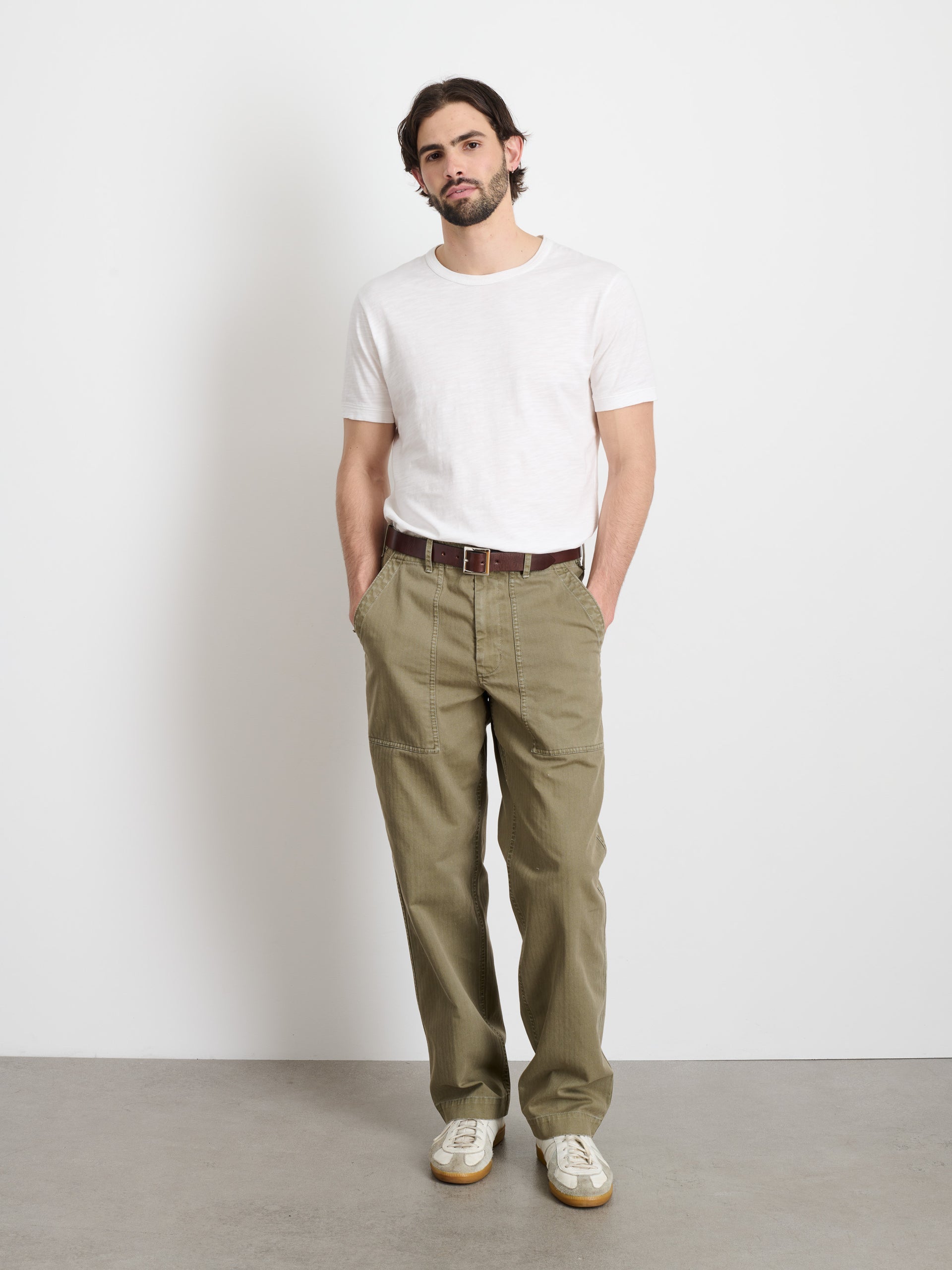 Alex Mill Field Pant in Herringbone Vintage Olive
