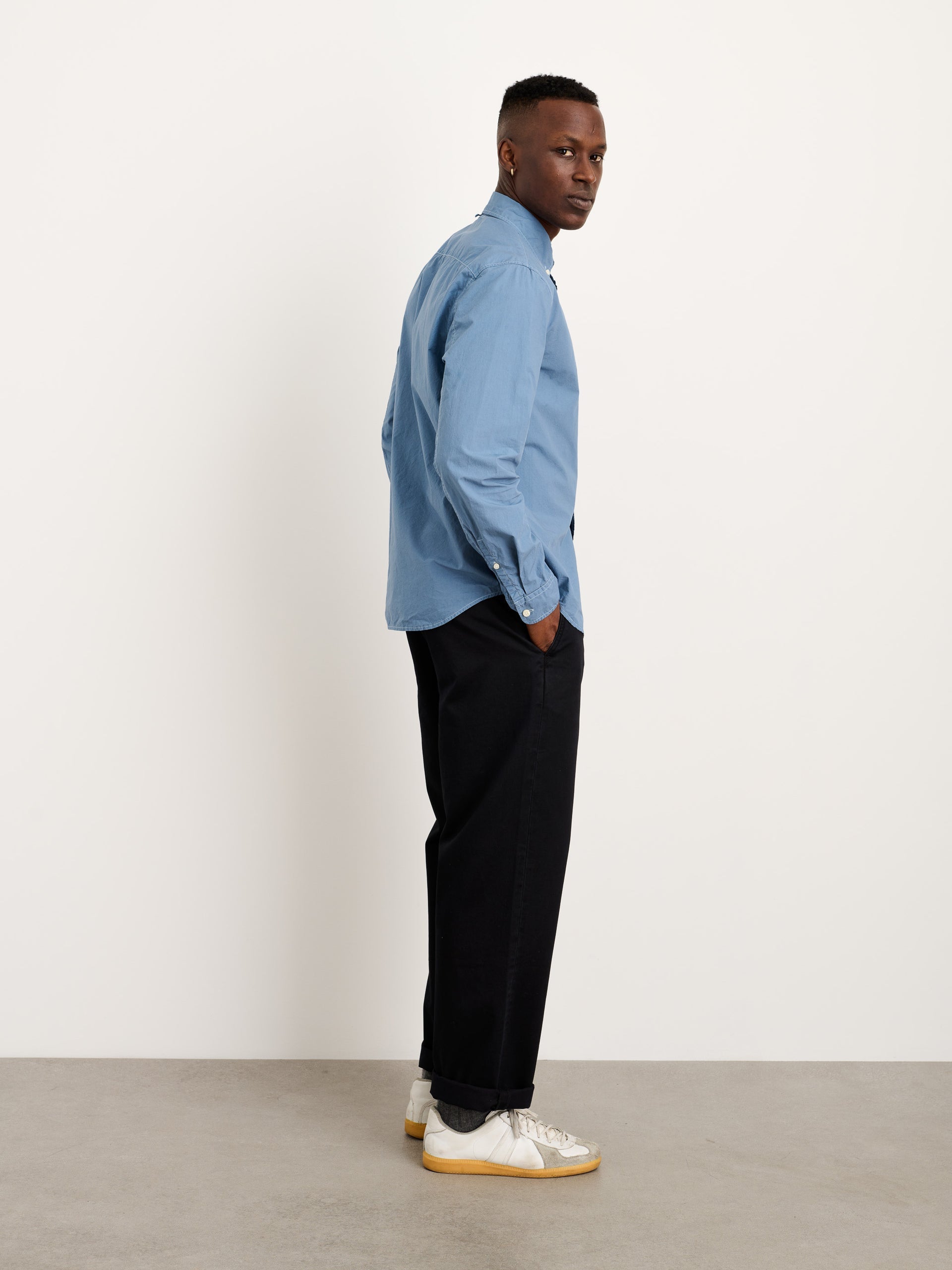 Alex Mill Mill Shirt in Cotton Poplin Faded Delft Blue