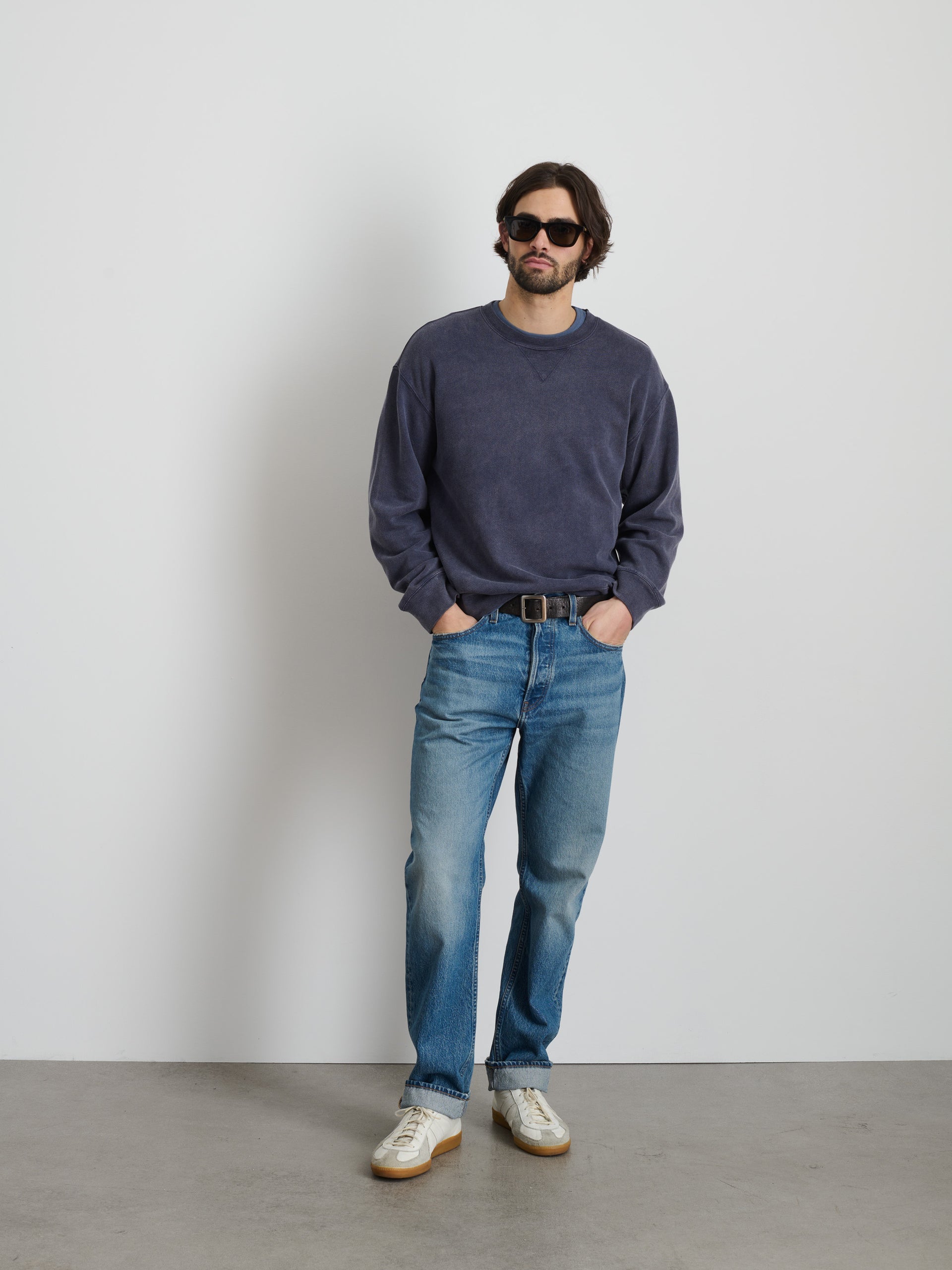 Alex Mill Marlon Sweatshirt in Lightweight Cotton Terry Dark Navy