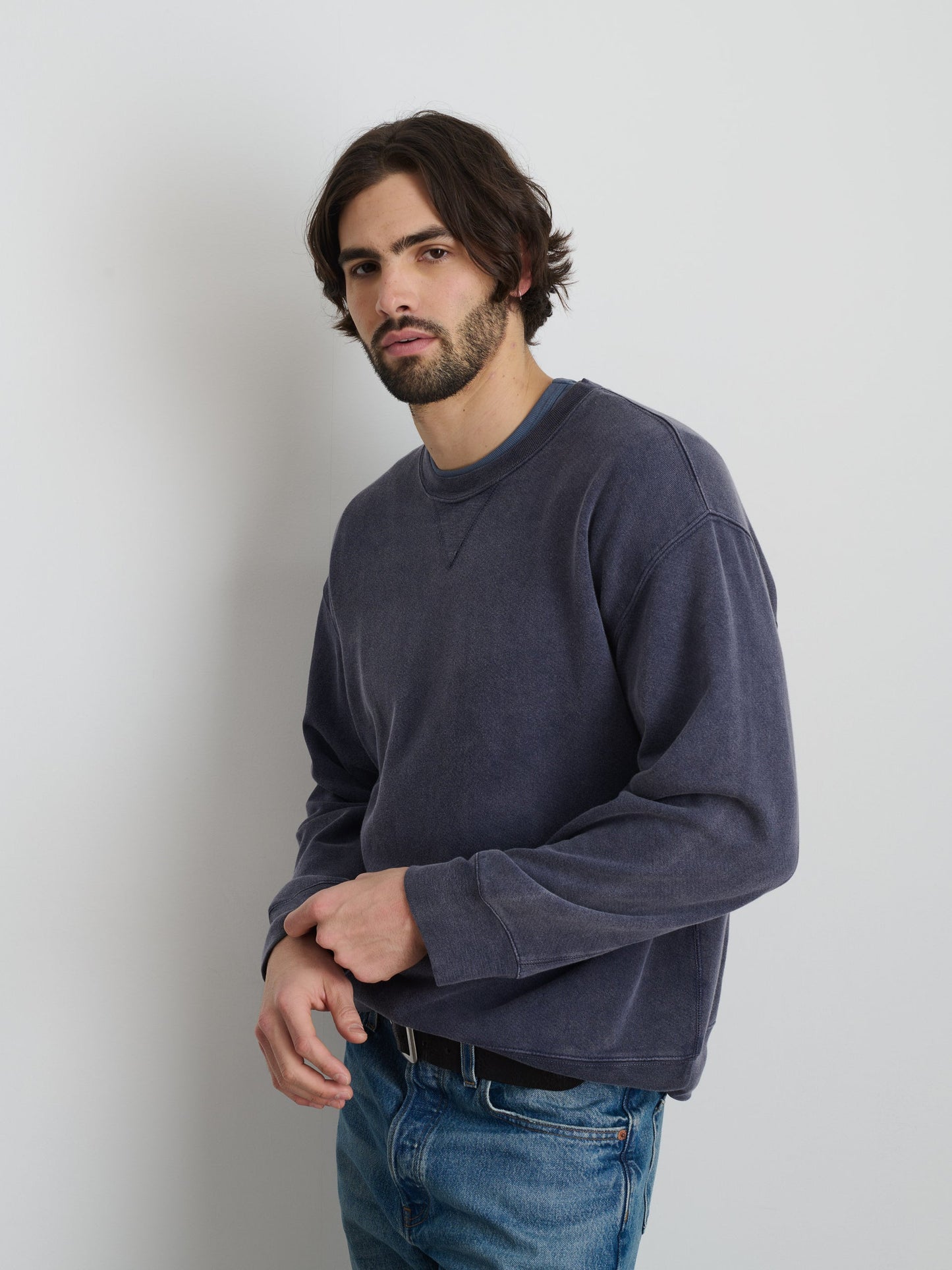 Alex Mill Marlon Sweatshirt in Lightweight Cotton Terry Dark Navy