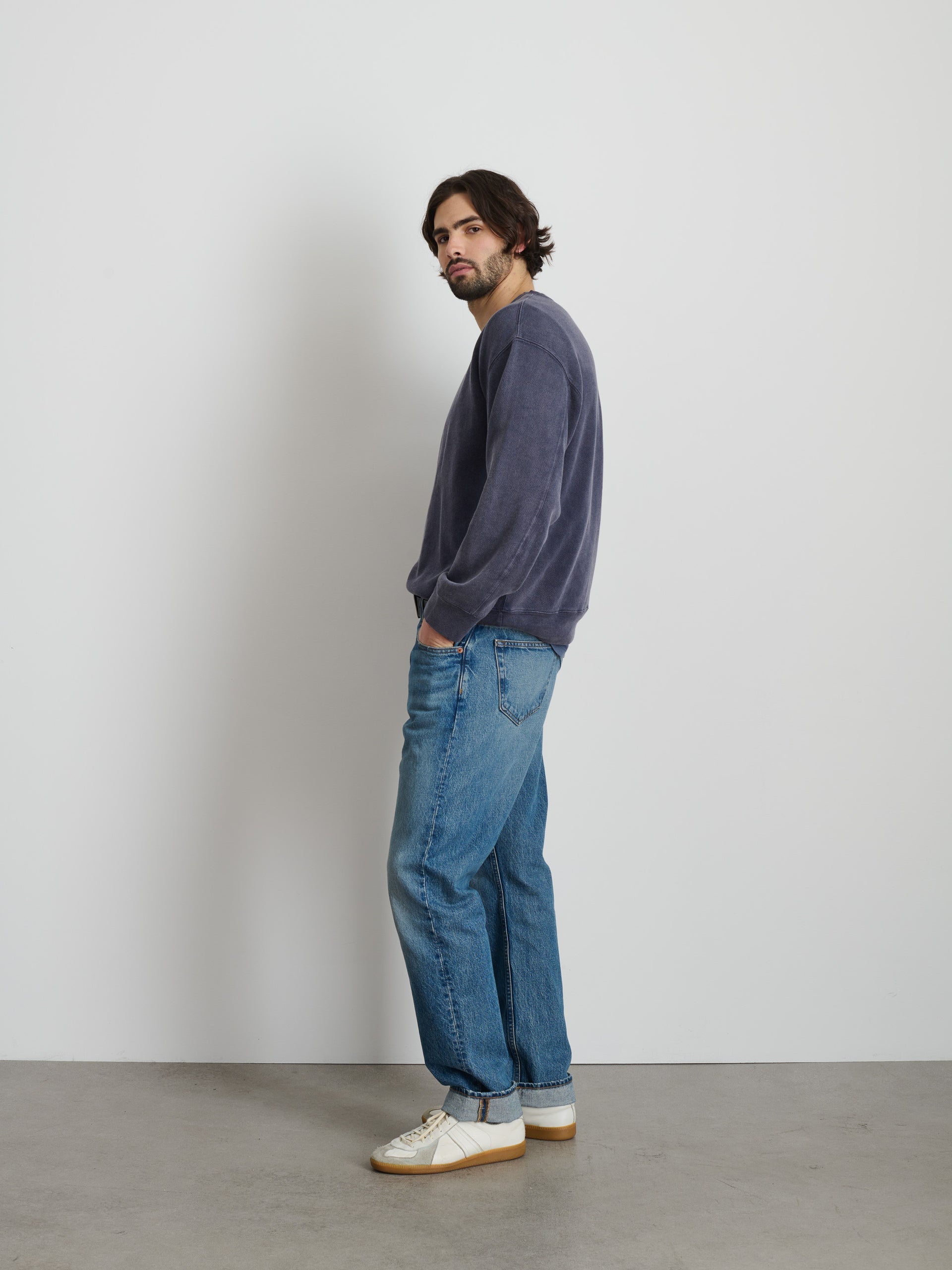 Alex Mill Marlon Sweatshirt in Lightweight Cotton Terry Dark Navy