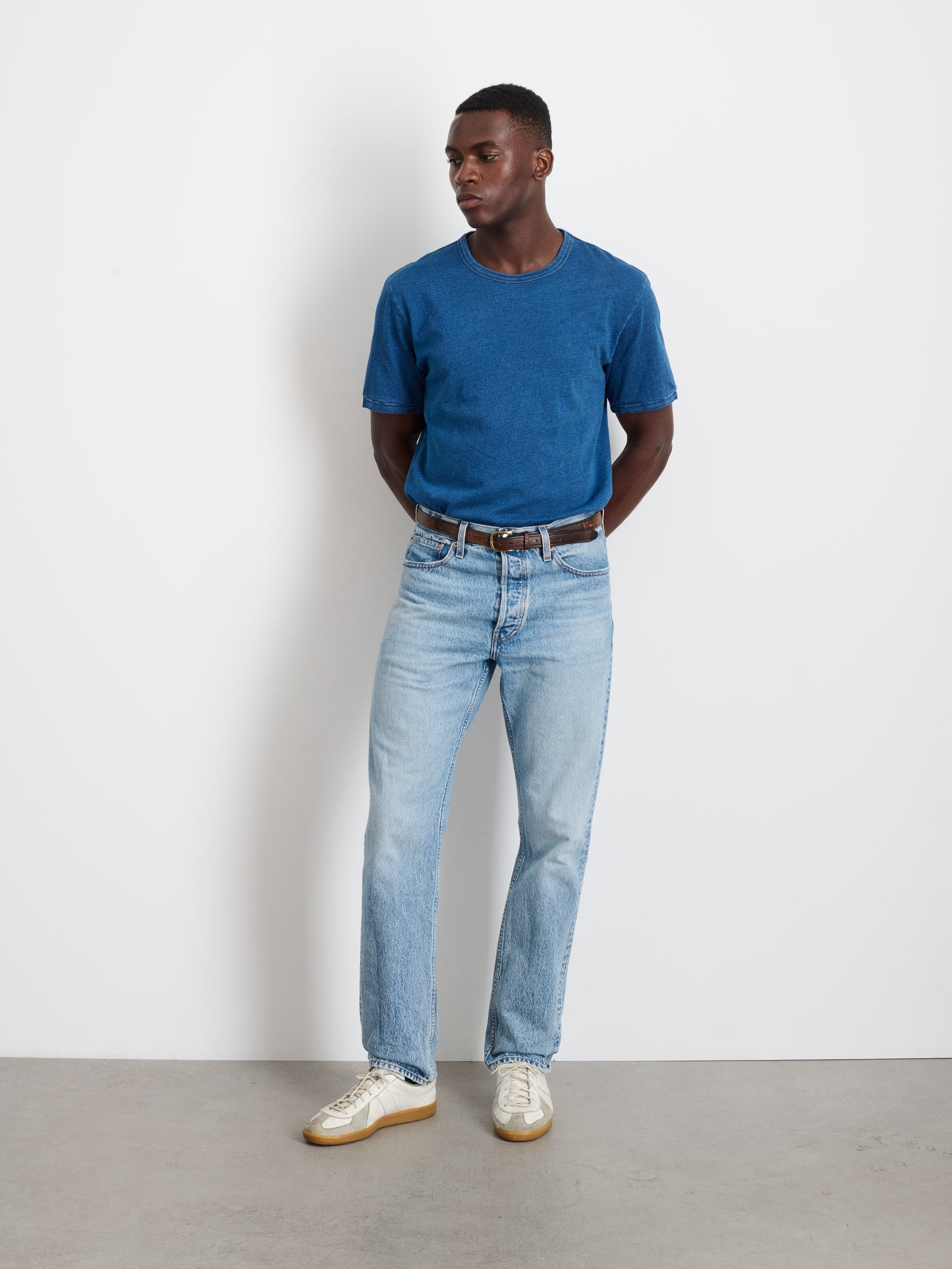 Alex Mill Standard T-Shirt in Indigo Slub Cotton