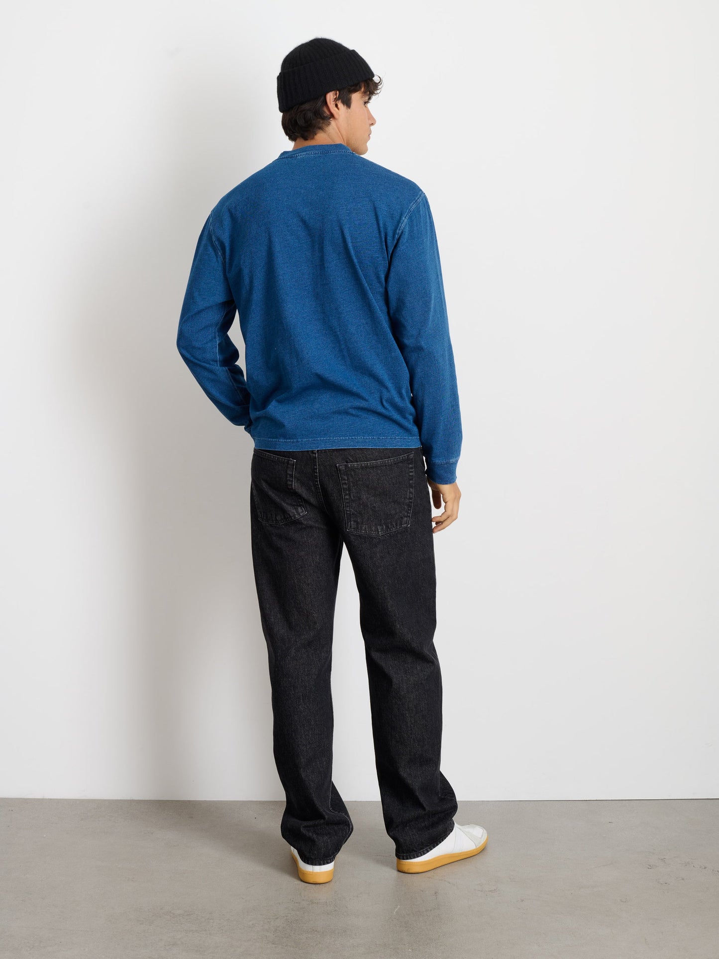 Alex Mill Alan Henley In Indigo Slub Cotton Indigo