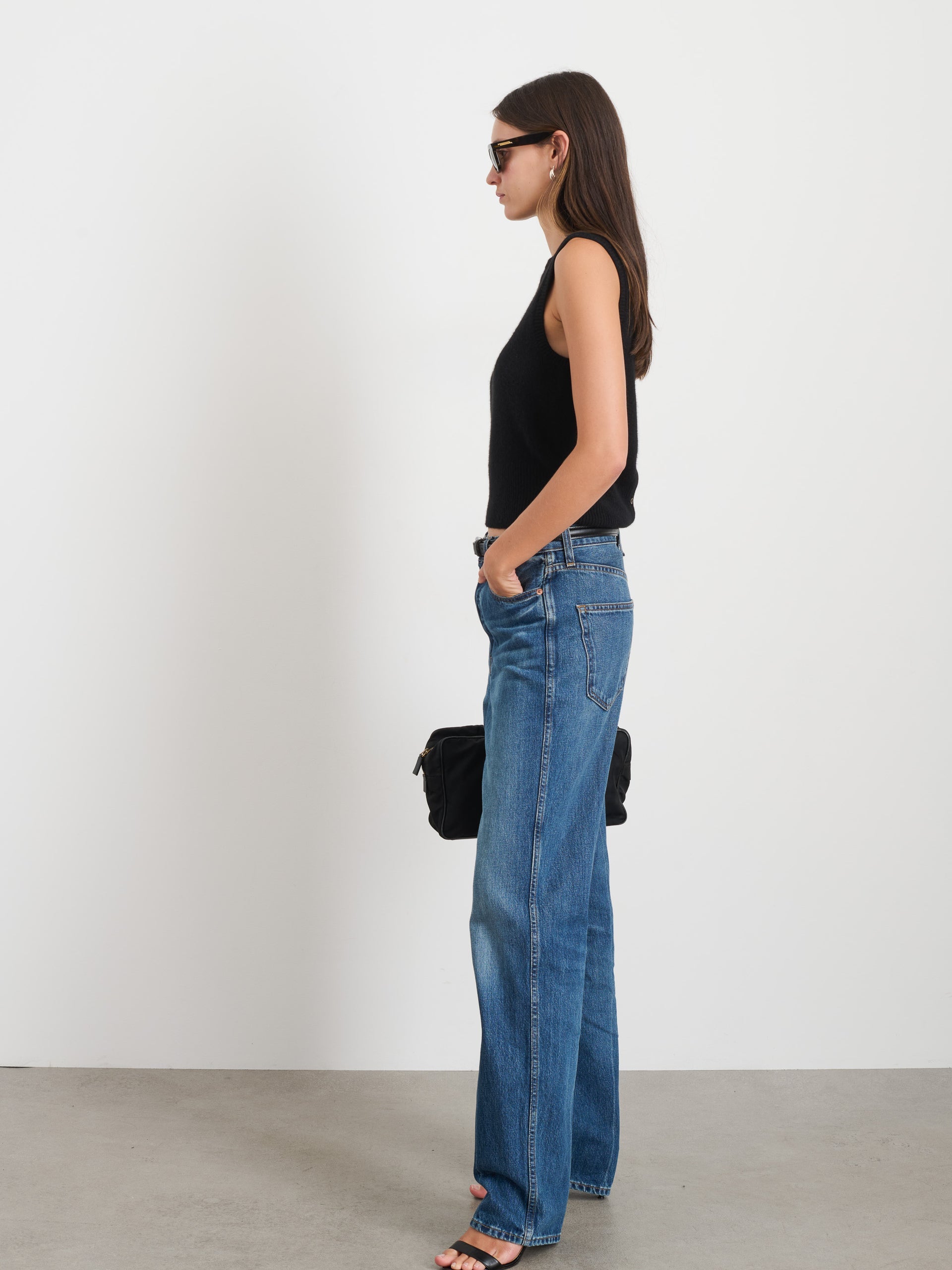 Alex Mill Lucie Vest in Cashmere Black